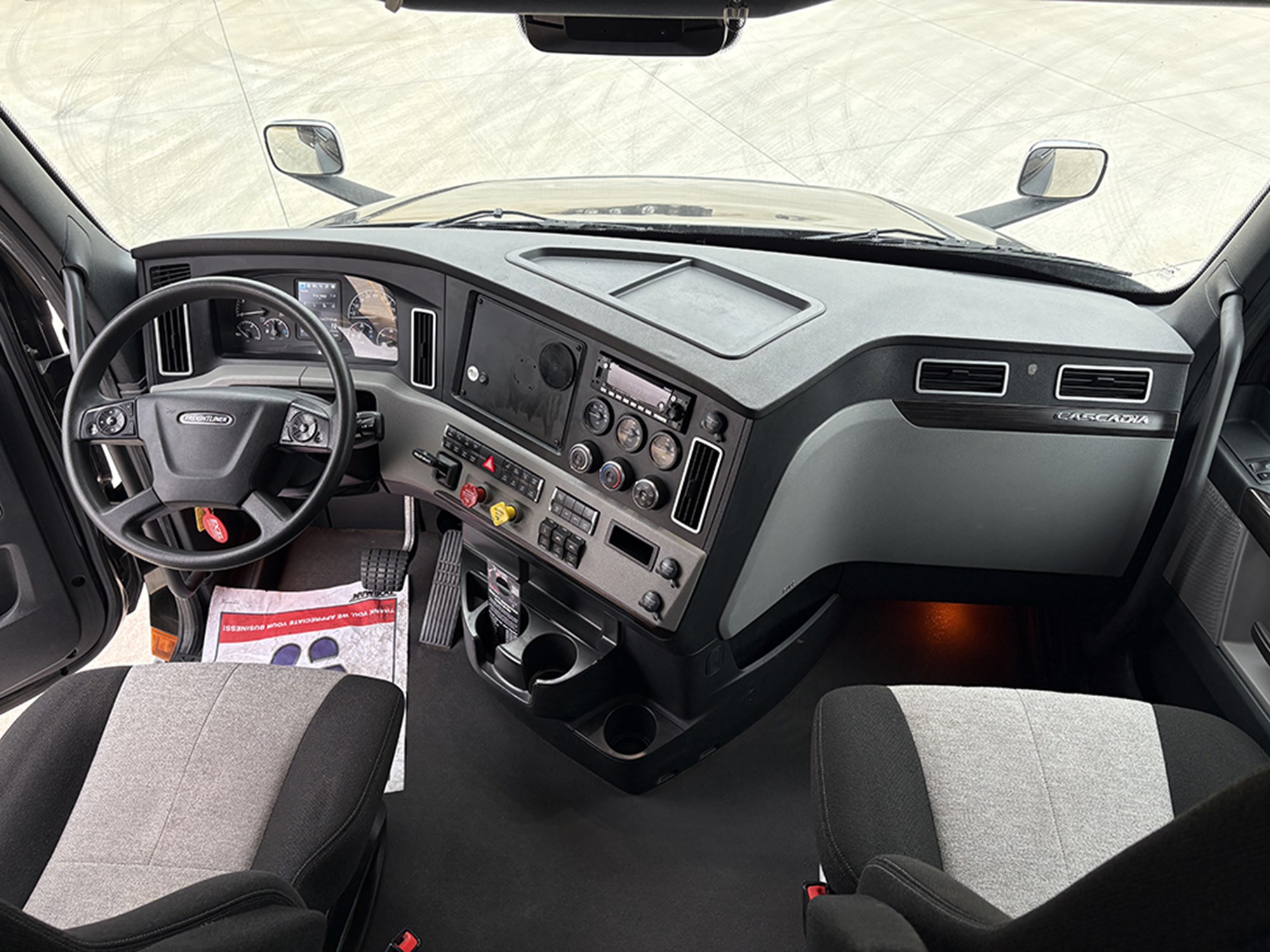 2022 Freightliner Cascadia 126 1767975729162 2022 Freightliner Cascadia 126 1767975729162