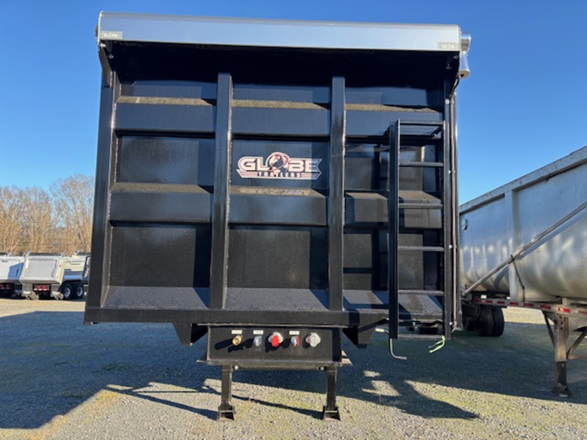 2026 Globe Trailer M GTDD302-36-75YD 2026 Globe Trailer M GTDD302-36-75YD - image 2 of 6