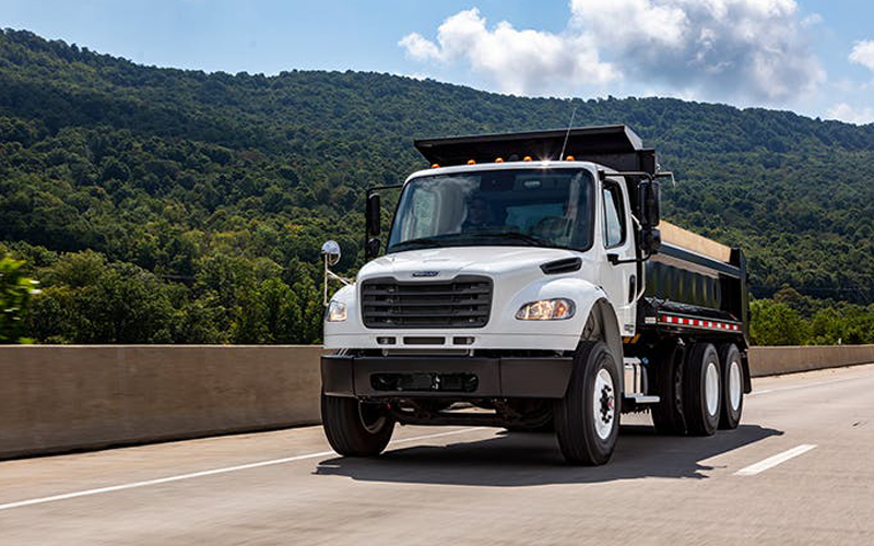 Freightliner M2 106 Freightliner M2 106 - image 3 of 6