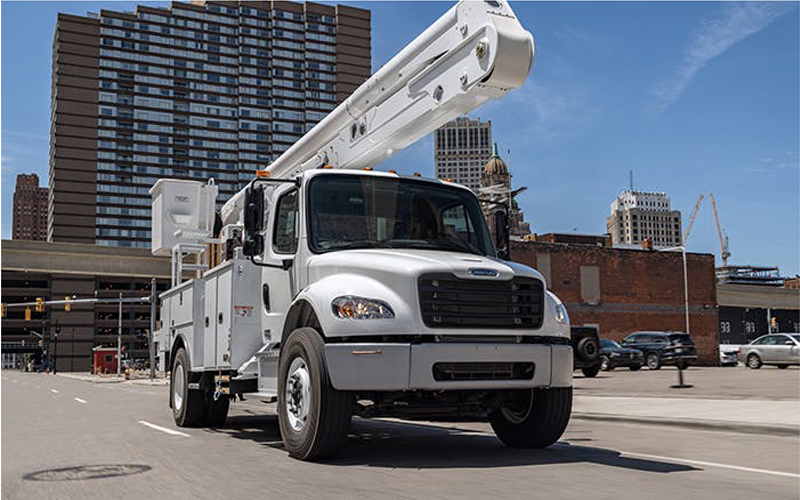 Freightliner M2 106 19844-ftc_42n_m2-106_applications_utility_700x470