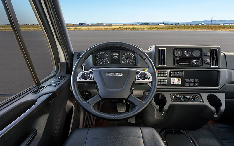 Freightliner 114SD Plus 19844_ftc_42n_114sd_productivity_1_1000x701