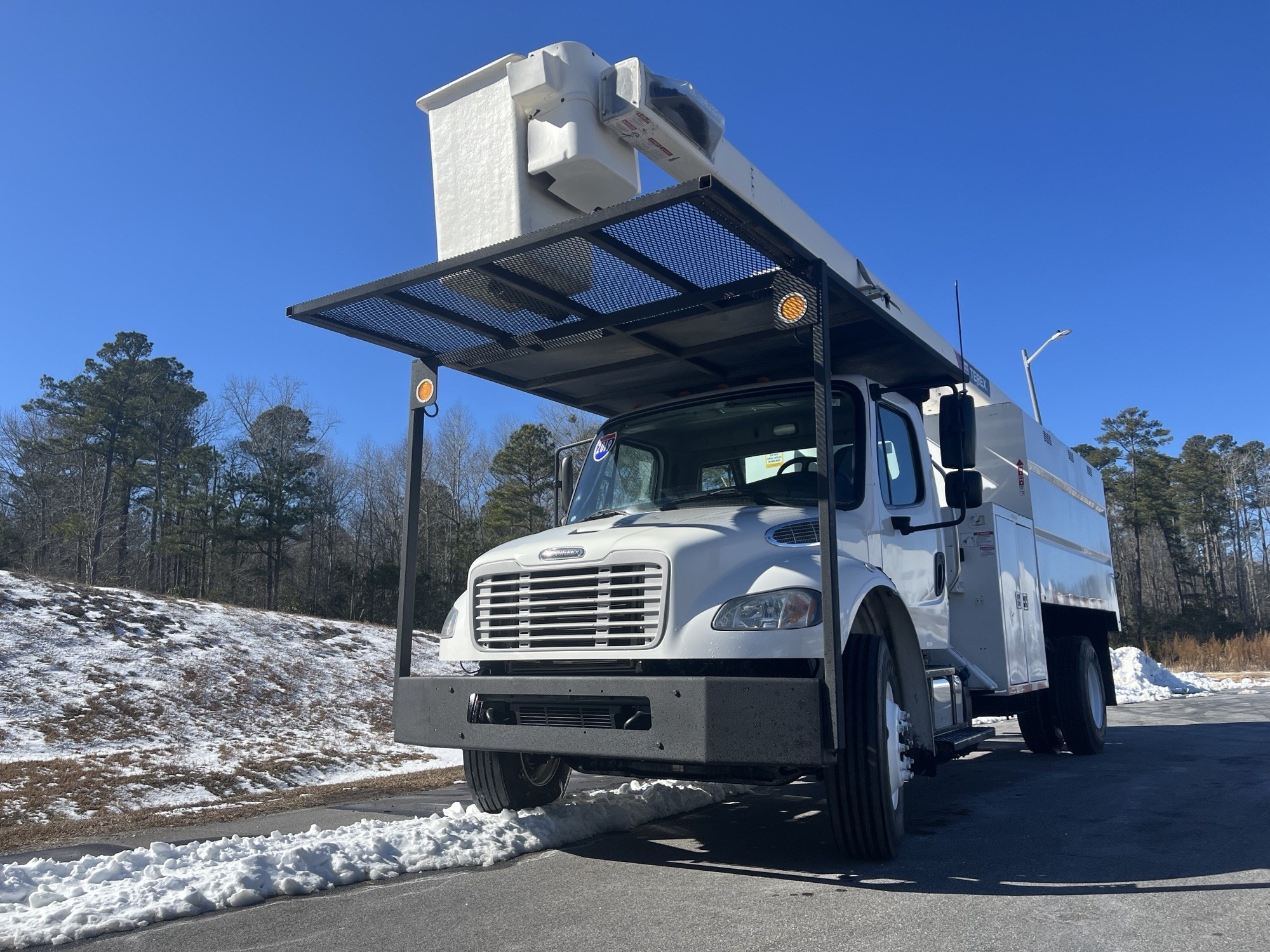 2019 Freightliner M2106 2019 Freightliner M2106 - image 1 of 6