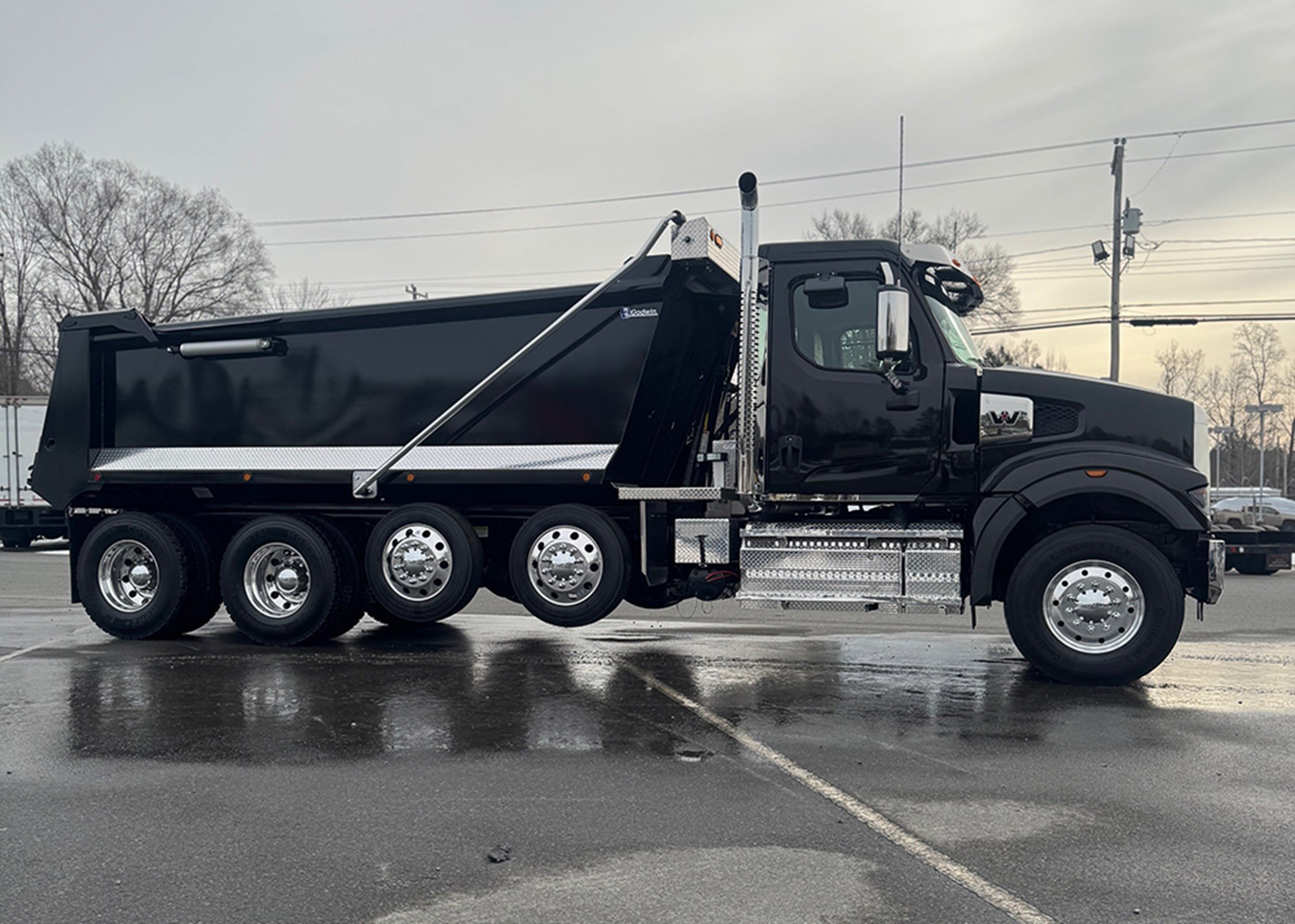 2026 Western Star 49X 2026 Western Star 49X - image 3 of 6