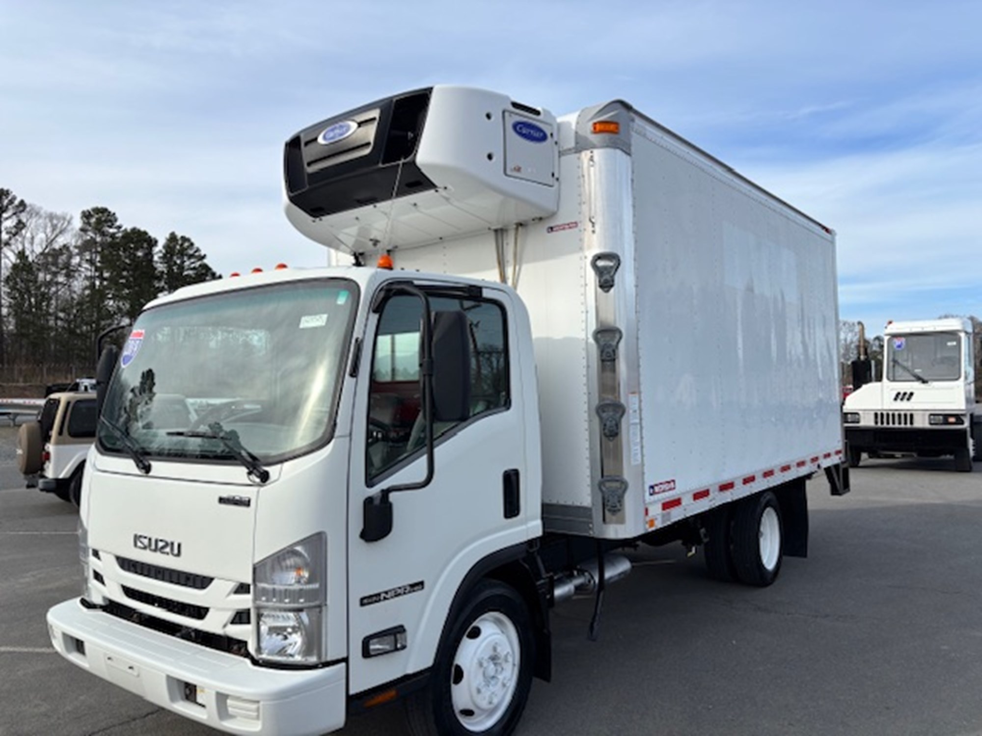 2018 Isuzu NPR-HD 2018 Isuzu NPR-HD - image 1 of 6