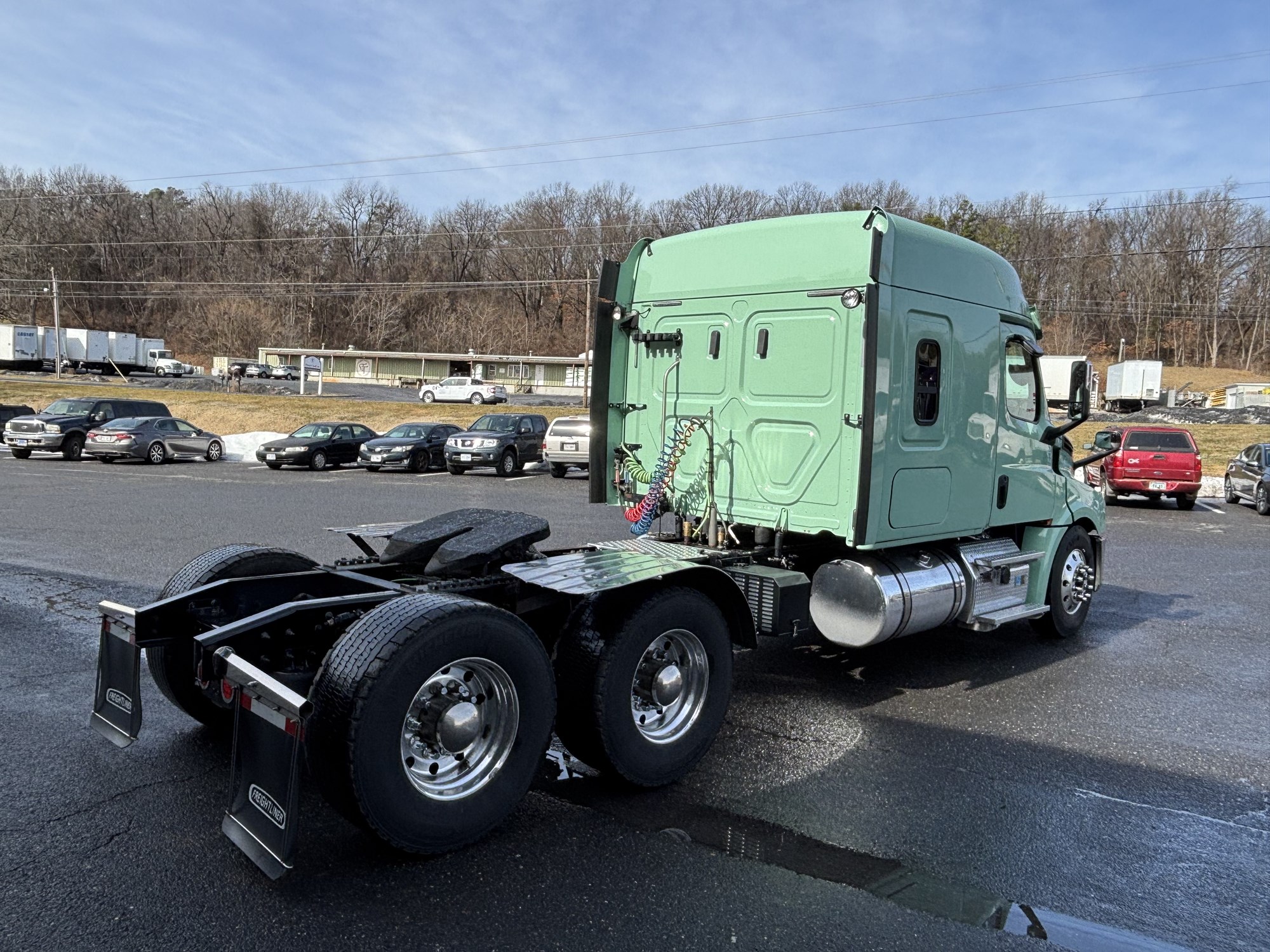 2019 FREIGHTLINER CASCADIA 126 2019 FREIGHTLINER CASCADIA 126 - image 4 of 6