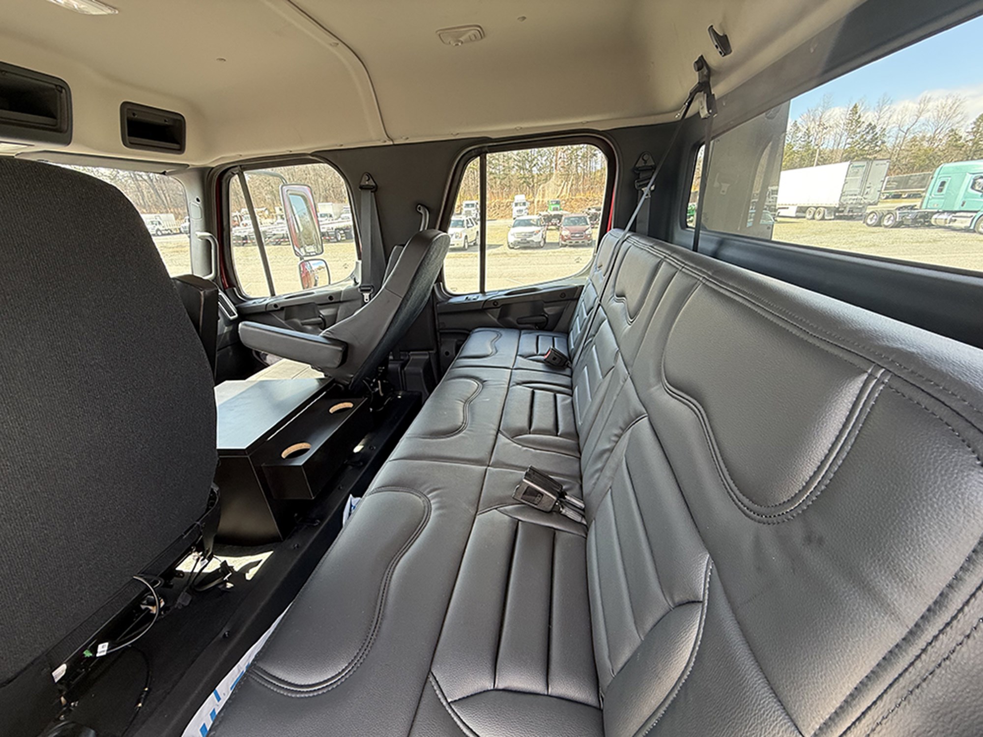 2026 Freightliner M2106 1771874256251 2026 Freightliner M2106 1771874256251