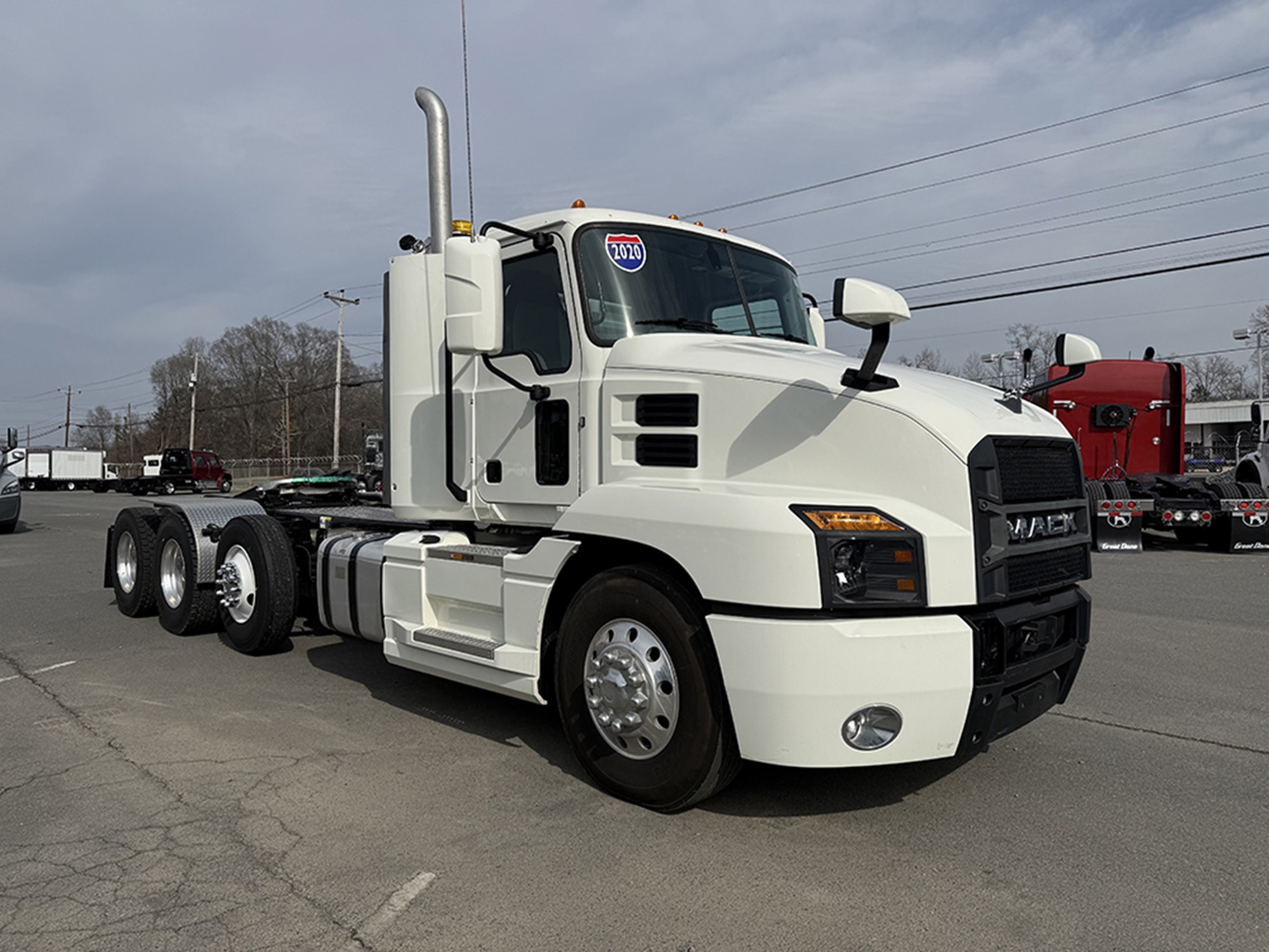 2020 Mack Anthem - image 2 of 6