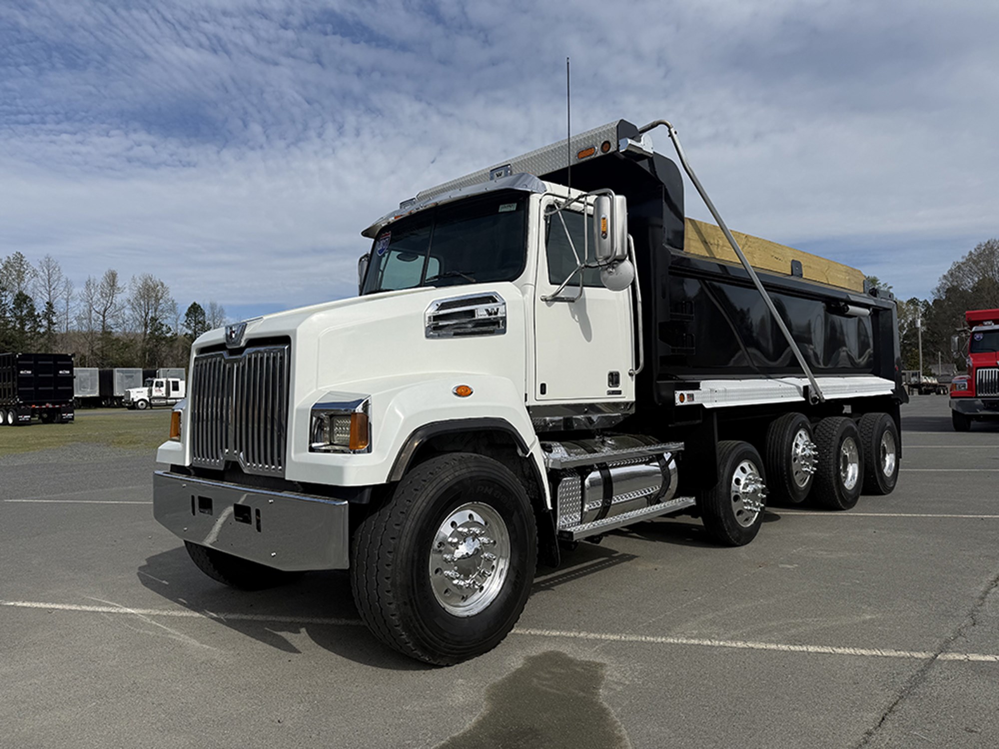 2017 Western Star - image 1