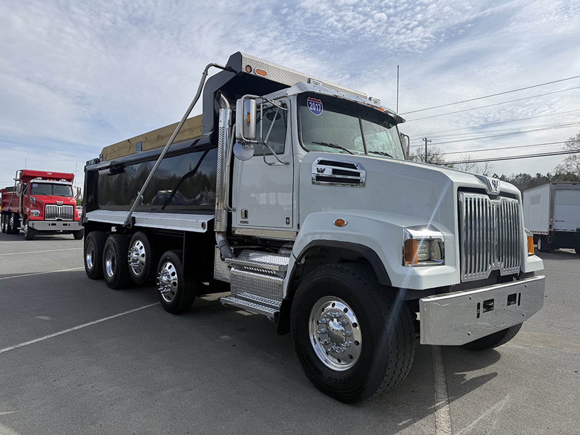 2017 Western Star - image 2