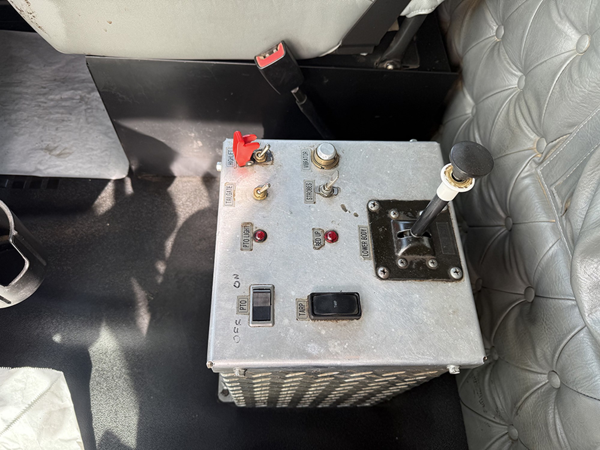 2017 Western Star 4700 1774365994286 2017 Western Star 4700 1774365994286