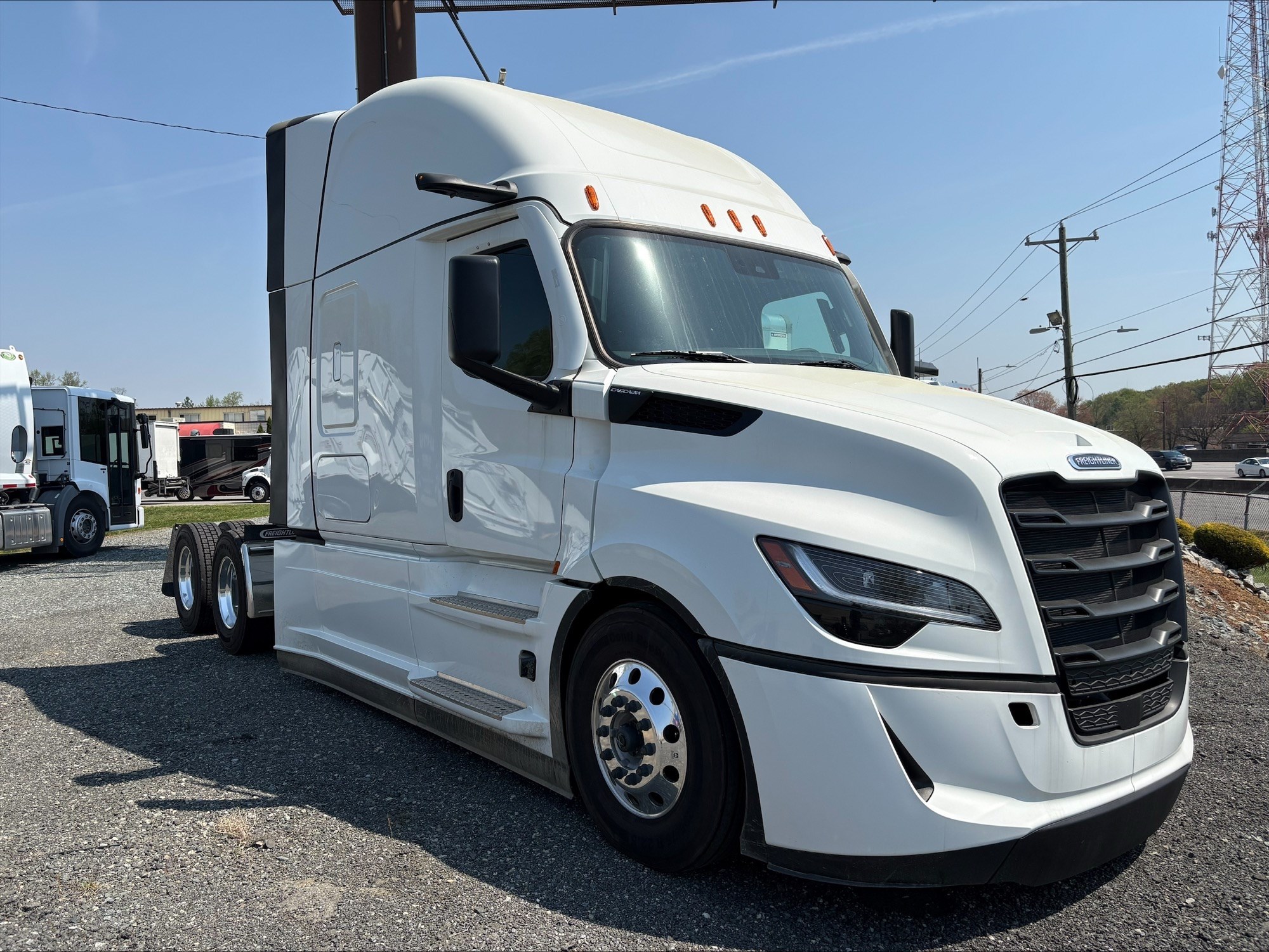 2026 Freightliner - image 3