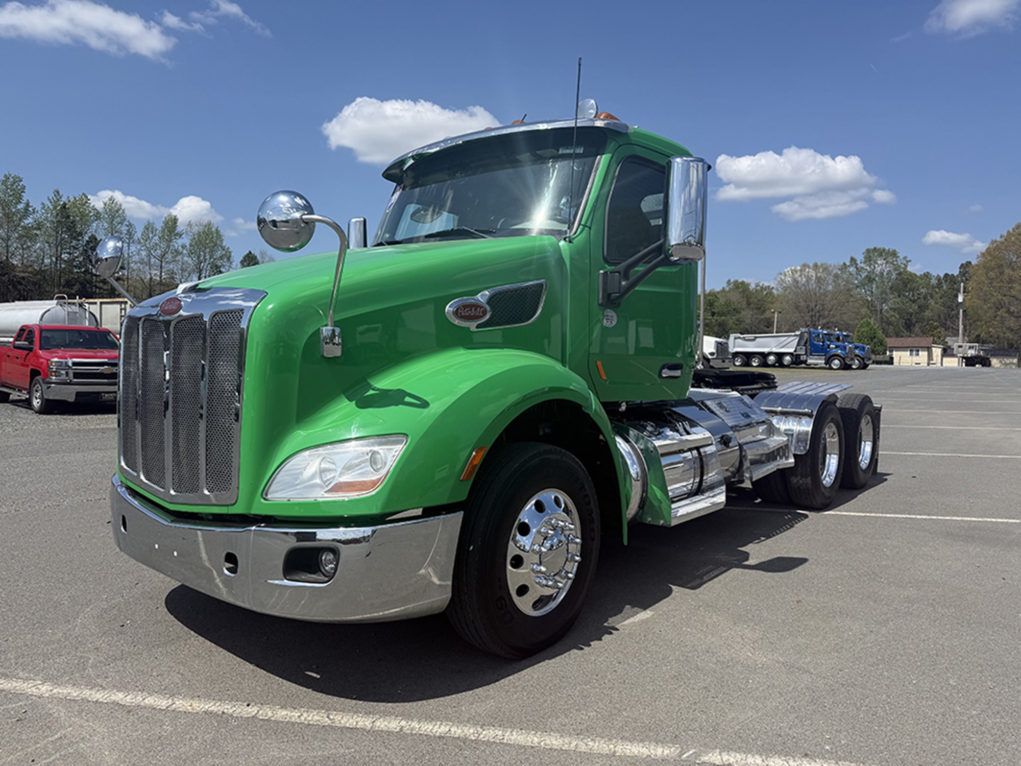 2019 Peterbilt 579 2019 Peterbilt 579 - image 1 of 6
