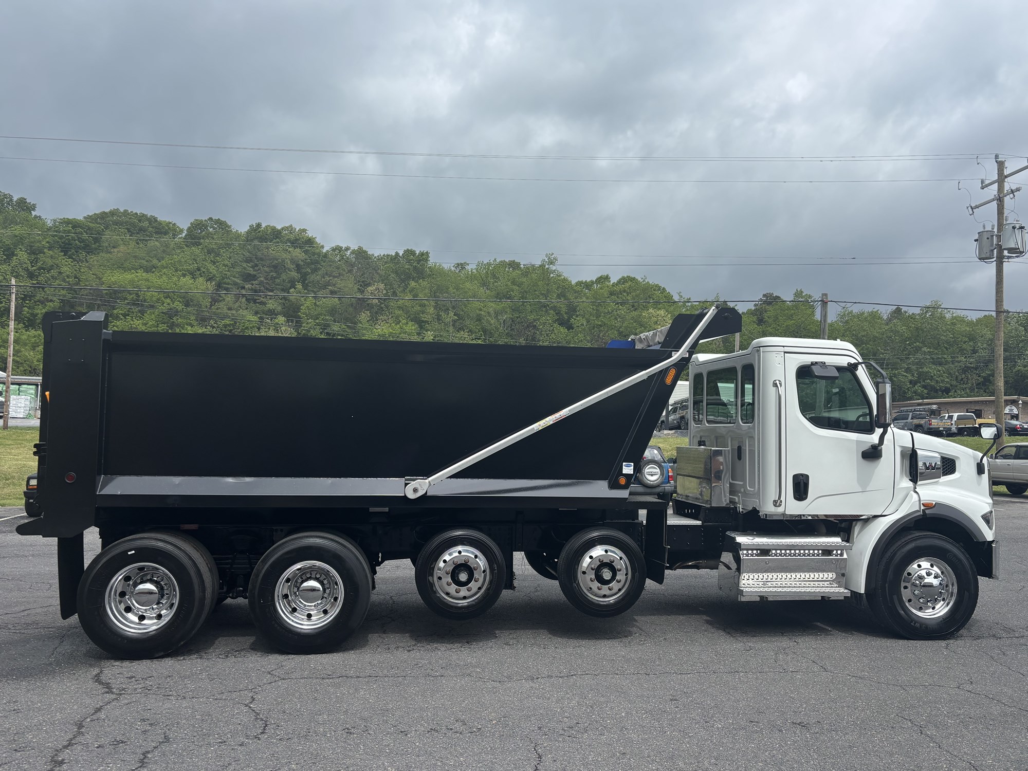2025 Western Star 47X 1778081593859 2025 Western Star 47X 1778081593859