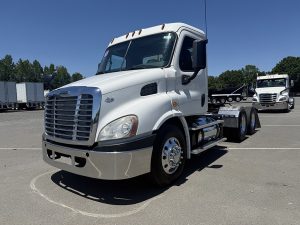 2006 Mack CXN613 - Crook Motor Company