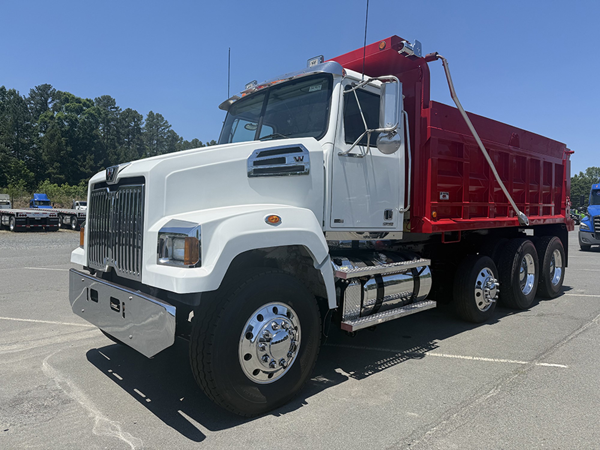 2013 Western Star 4700 1779126793799 2013 Western Star 4700 1779126793799