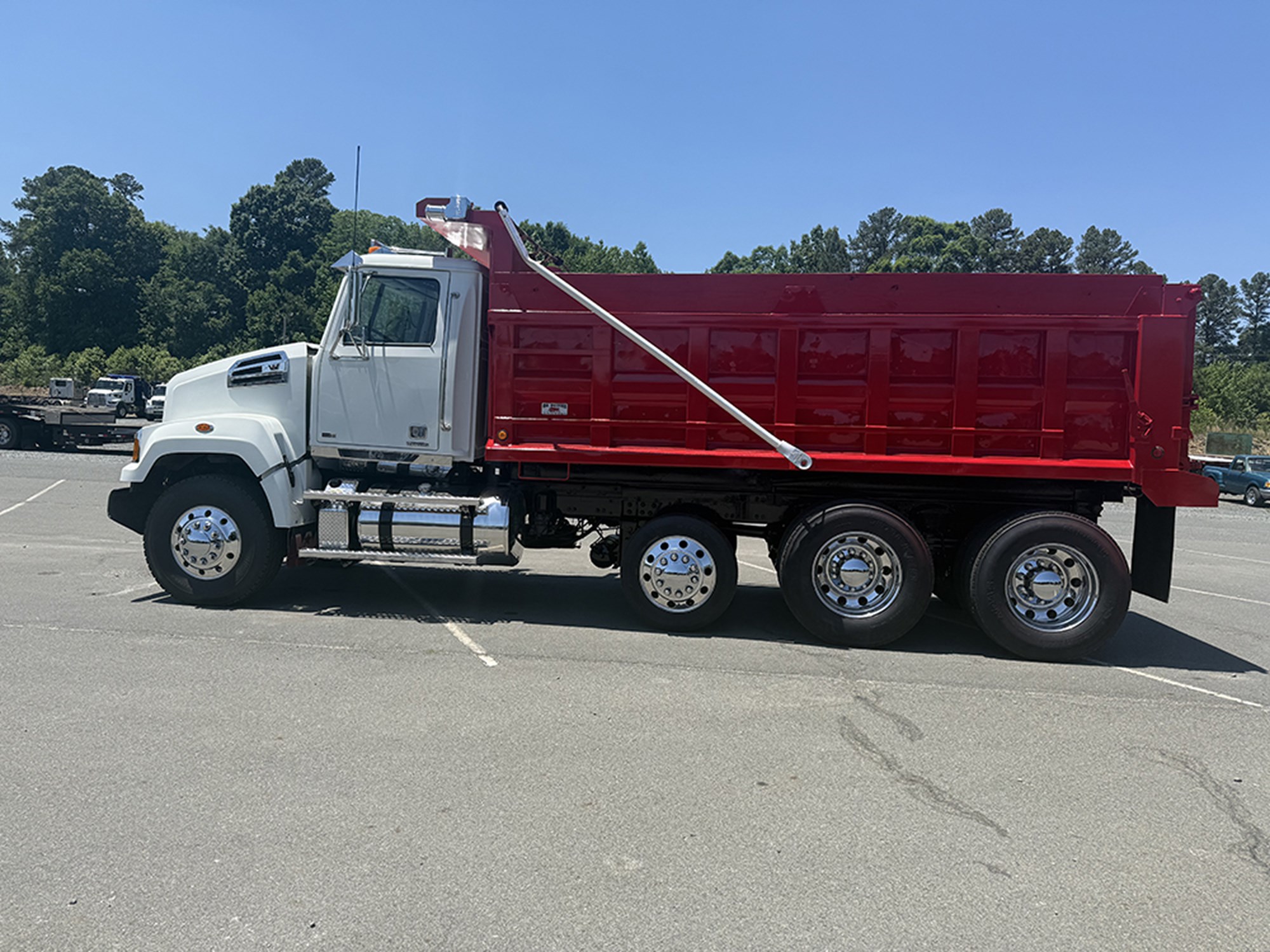 2013 Western Star 4700 1779126795050 2013 Western Star 4700 1779126795050