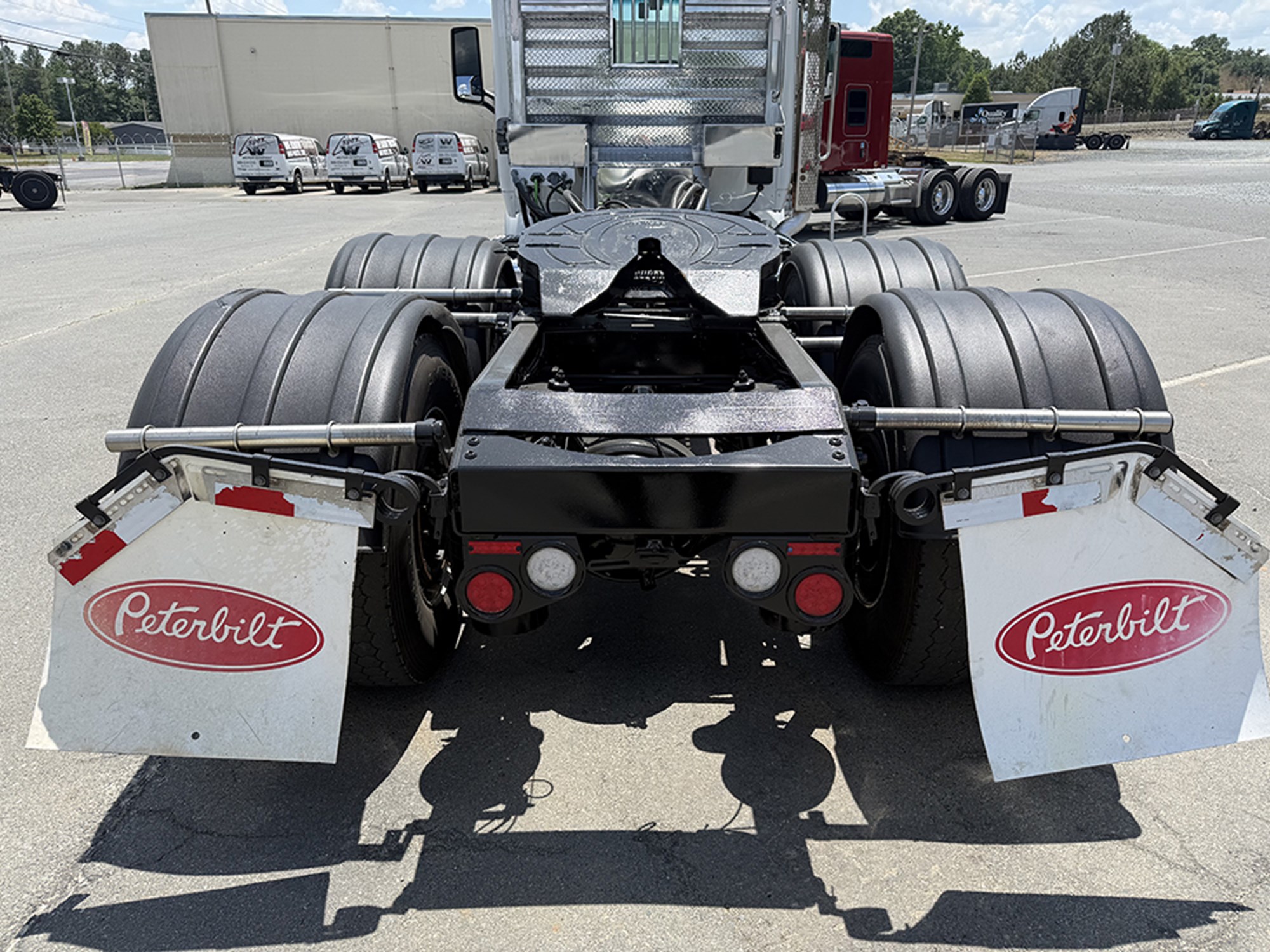 2019 Peterbilt 567 2019 Peterbilt 567 - image 5 of 6