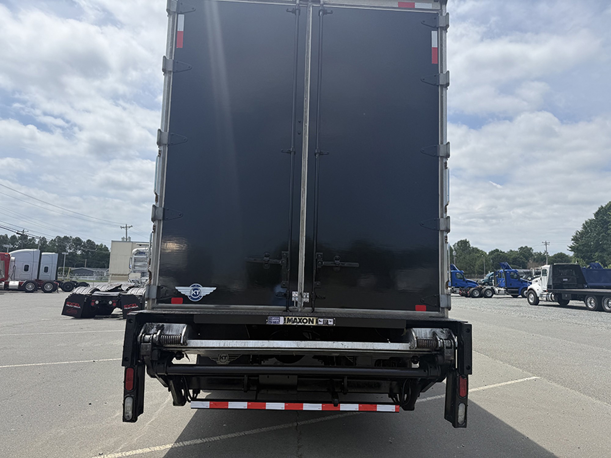 2019 Freightliner M2 2019 Freightliner M2 - image 5 of 6