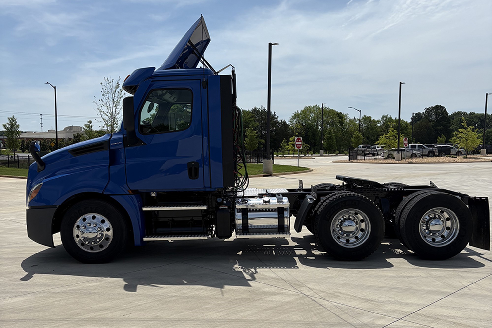 2022 Freightliner PT126DC 2022 Freightliner PT126DC - image 2 of 6