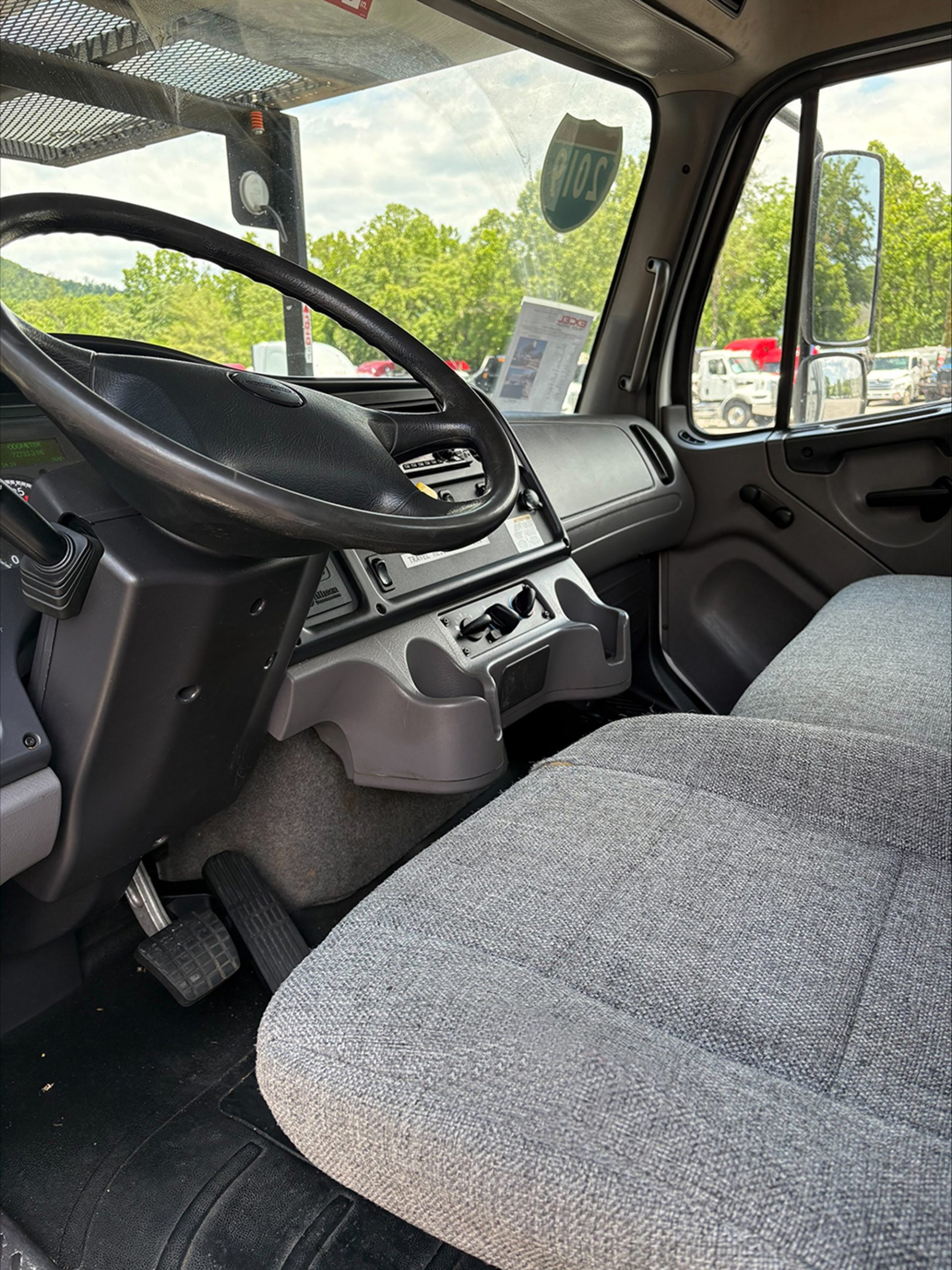 2019 Freightliner M2106 1780490599343 2019 Freightliner M2106 1780490599343