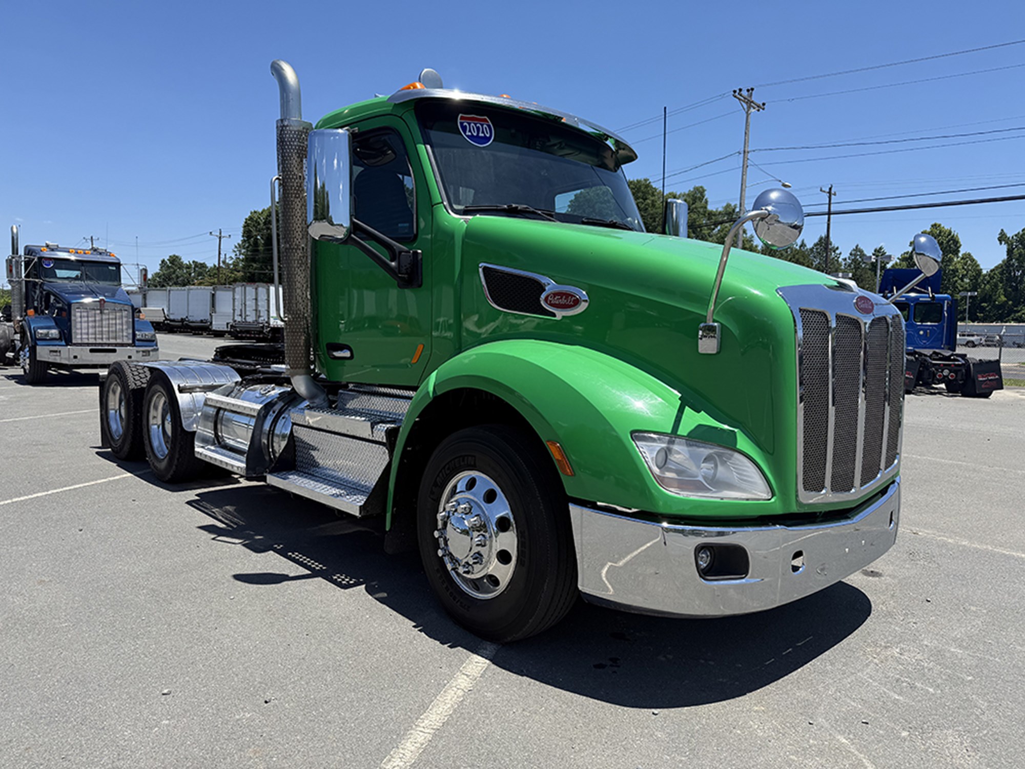 2019 Peterbilt 579 2019 Peterbilt 579 - image 2 of 6