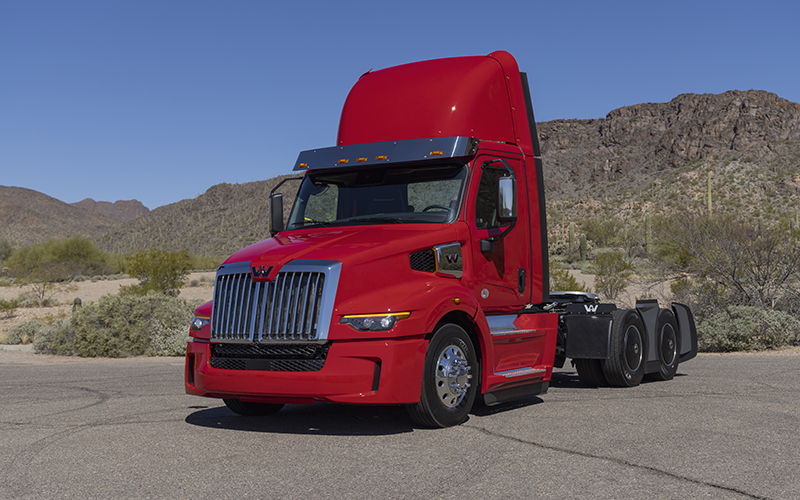 Western Star 57X ws_57x_daycab_red_container_01
