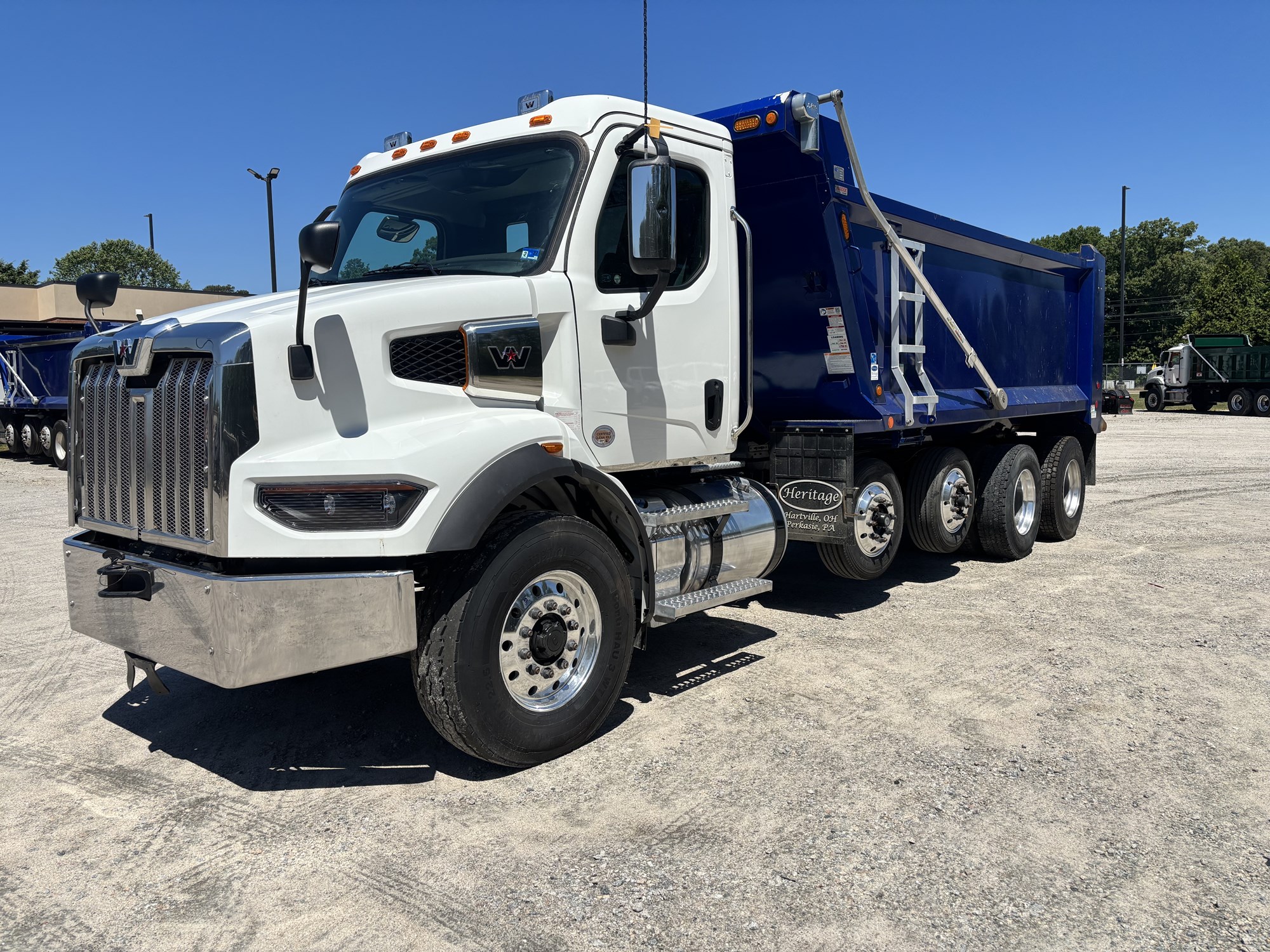 2025 Western Star 47X 2025 Western Star 47X - image 1 of 6
