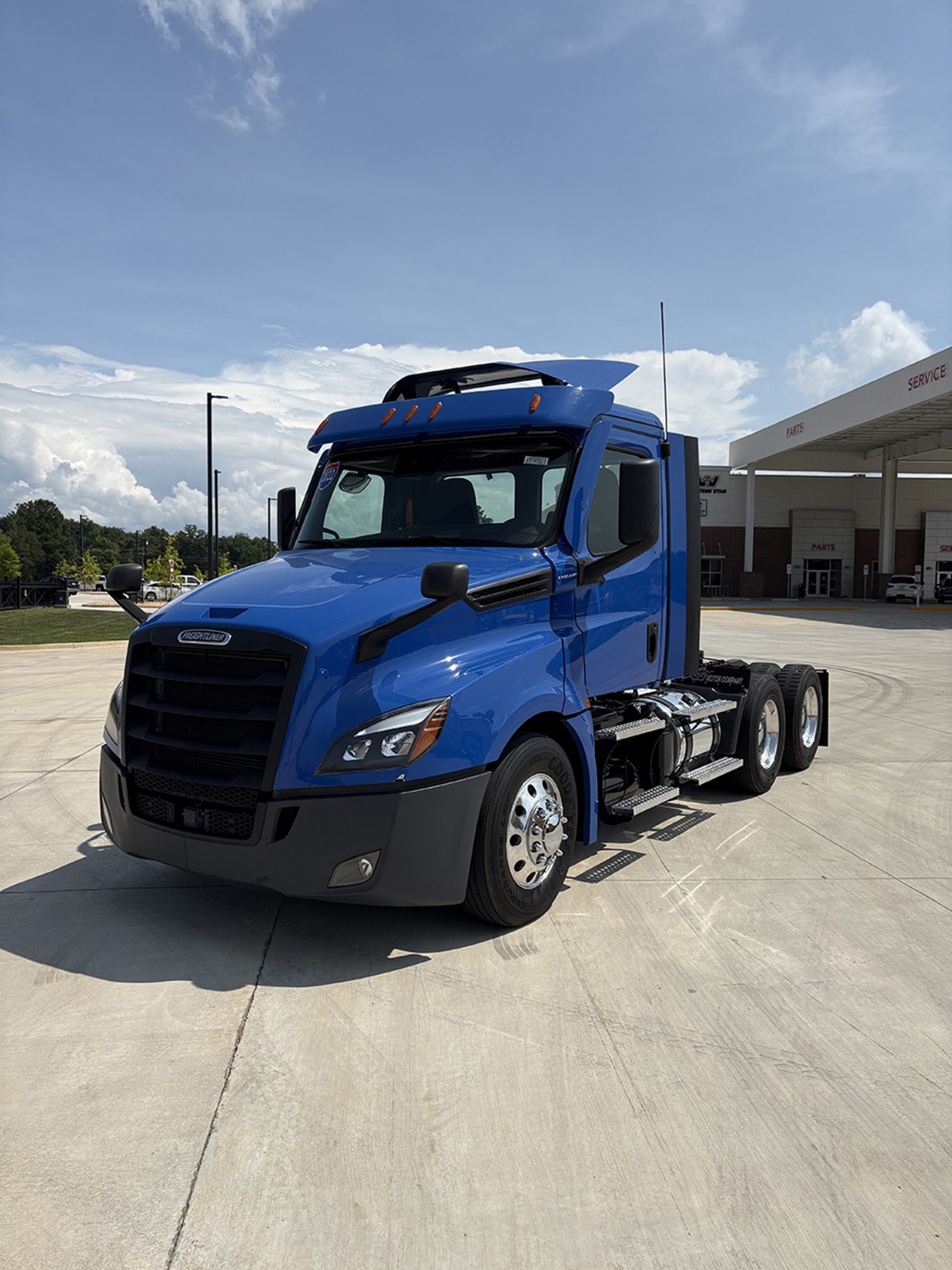 2022 Freightliner PT126DC 2022 Freightliner PT126DC - image 1 of 6
