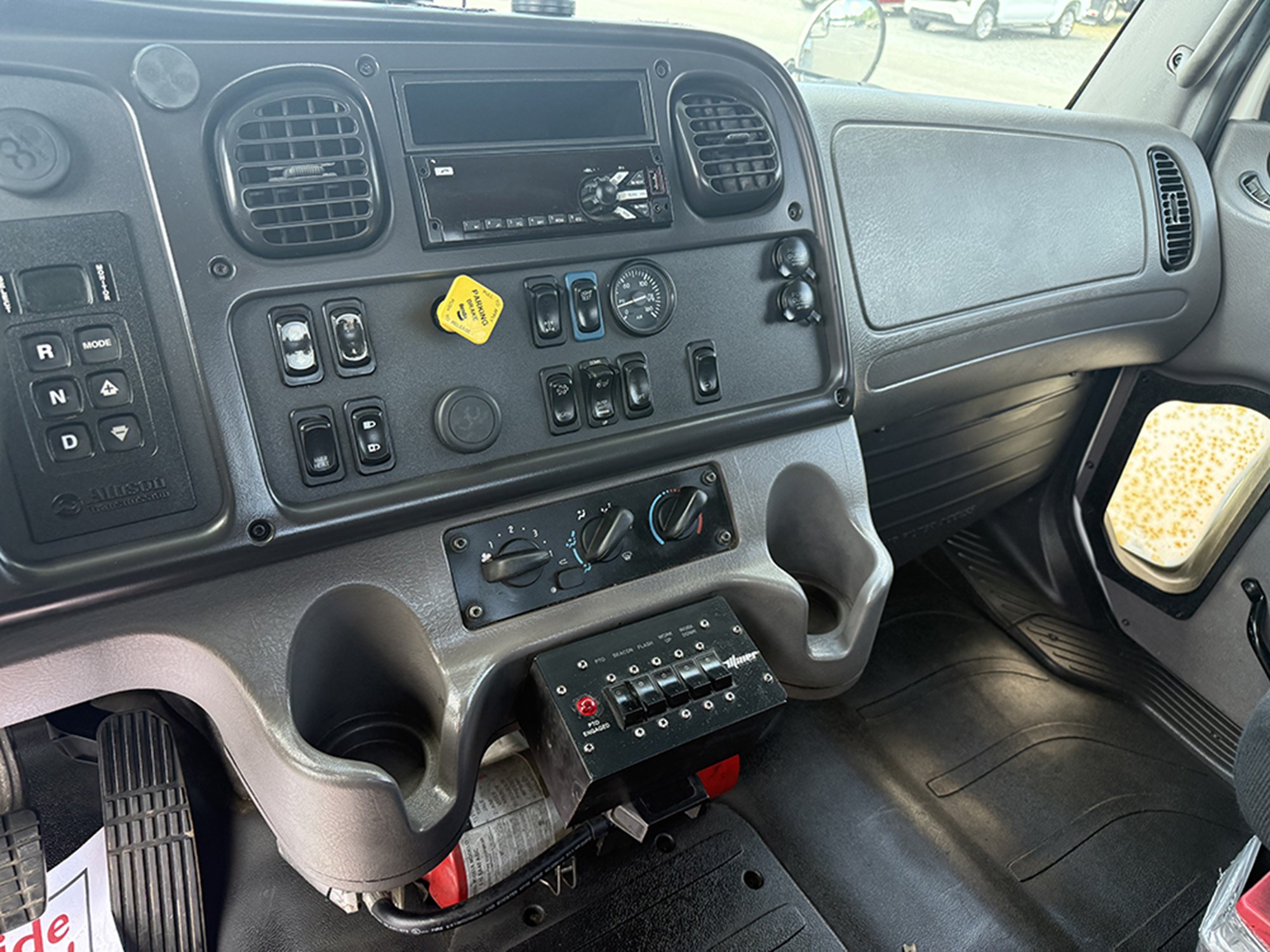 2019 Freightliner M2 1783527402955 2019 Freightliner M2 1783527402955