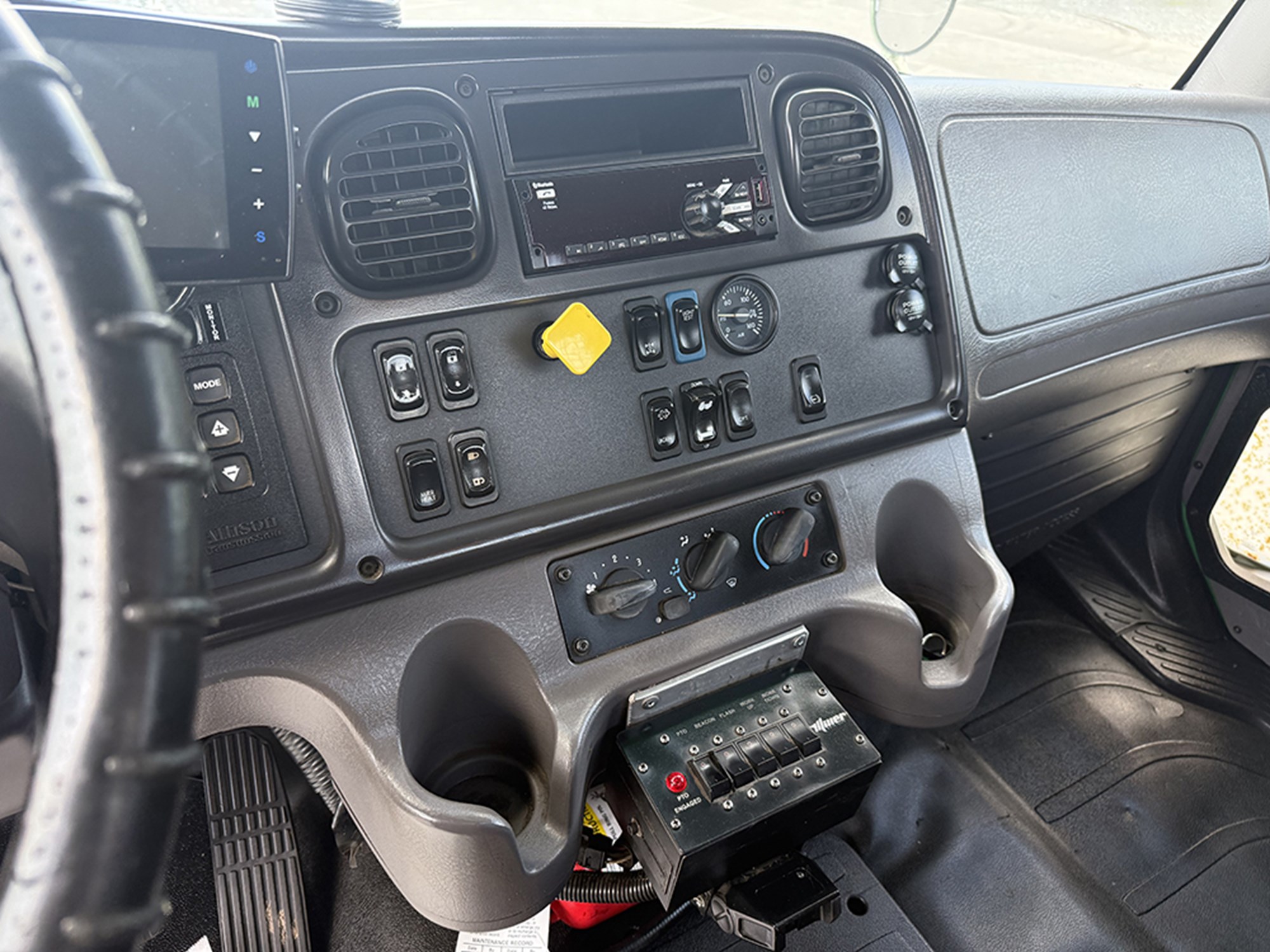 2019 Freightliner M2 1783528152220 2019 Freightliner M2 1783528152220