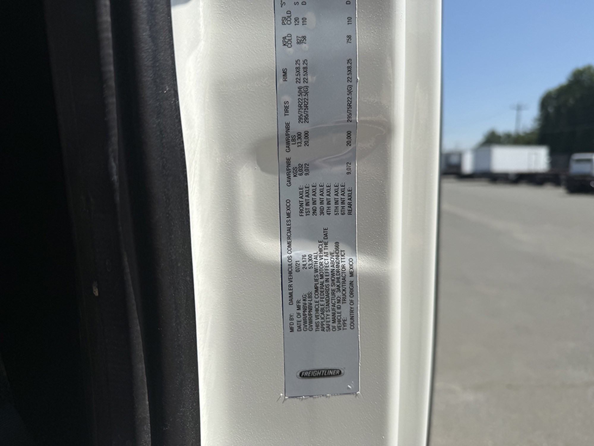 2022 Freightliner CASCADIA 126 1784132254459 2022 Freightliner CASCADIA 126 1784132254459