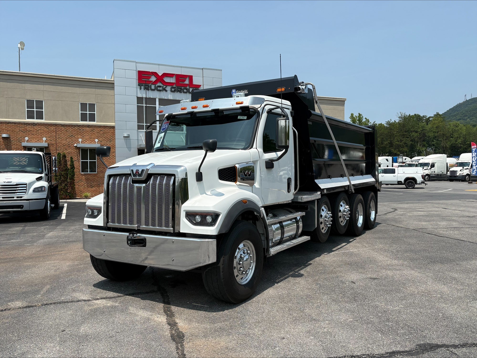 2024 Western Star 47X in Weyers Cave, VA