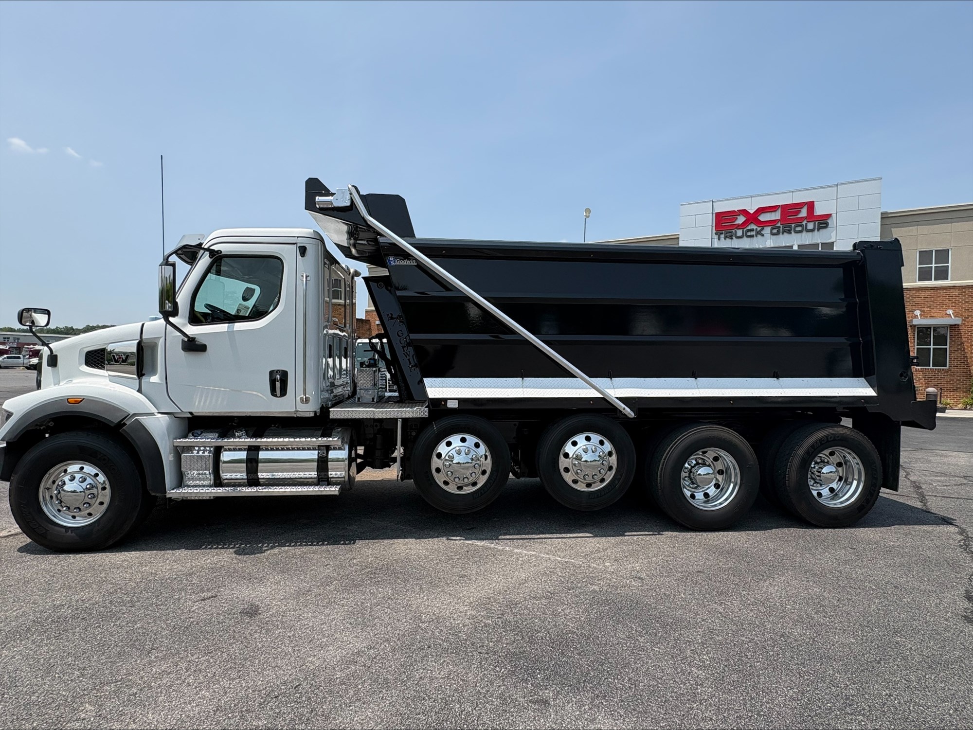 2024 Western Star 47X in Weyers Cave, VA — photo 5