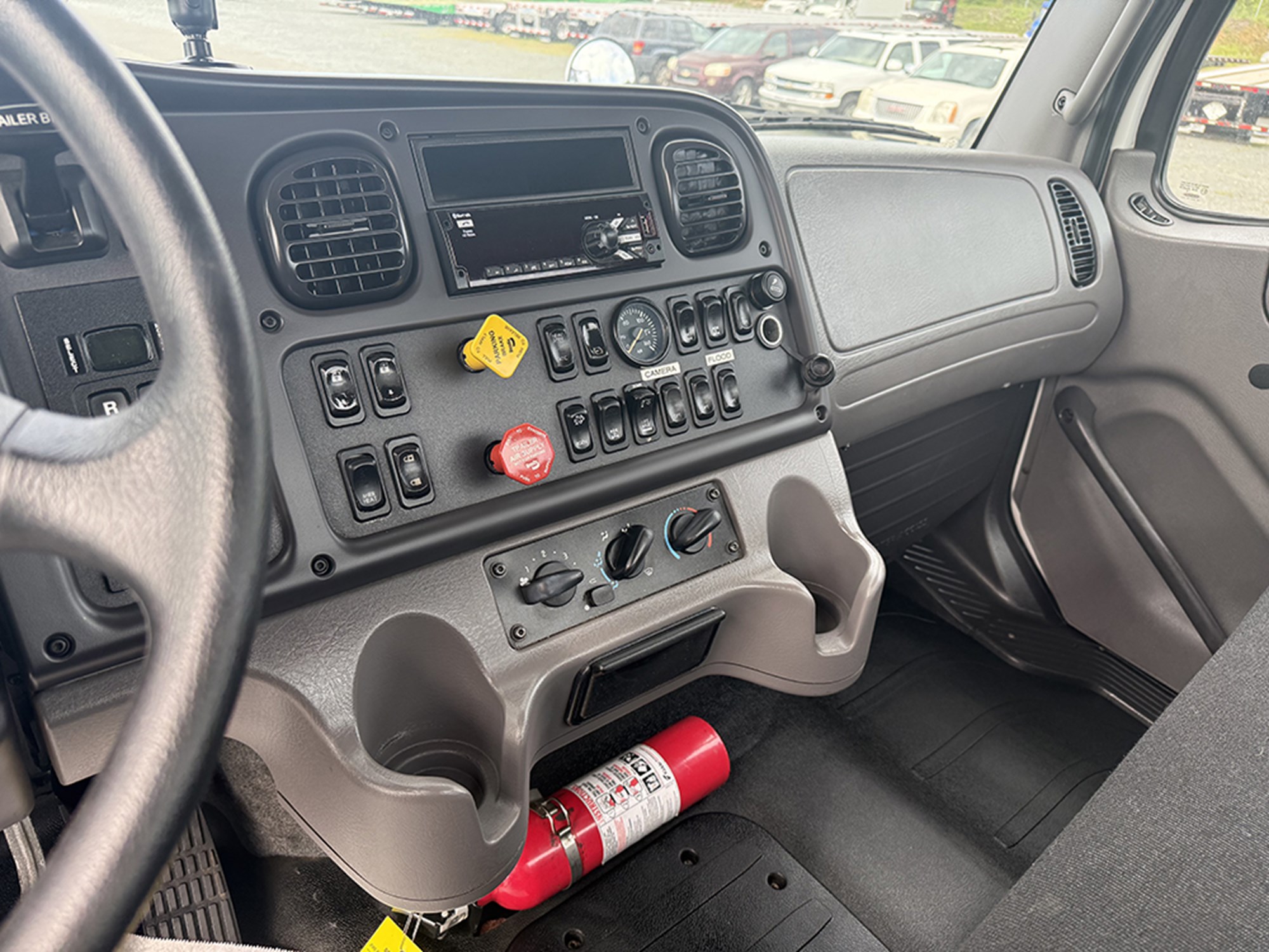 2019 Freightliner 108SD 1784644787147 2019 Freightliner 108SD 1784644787147