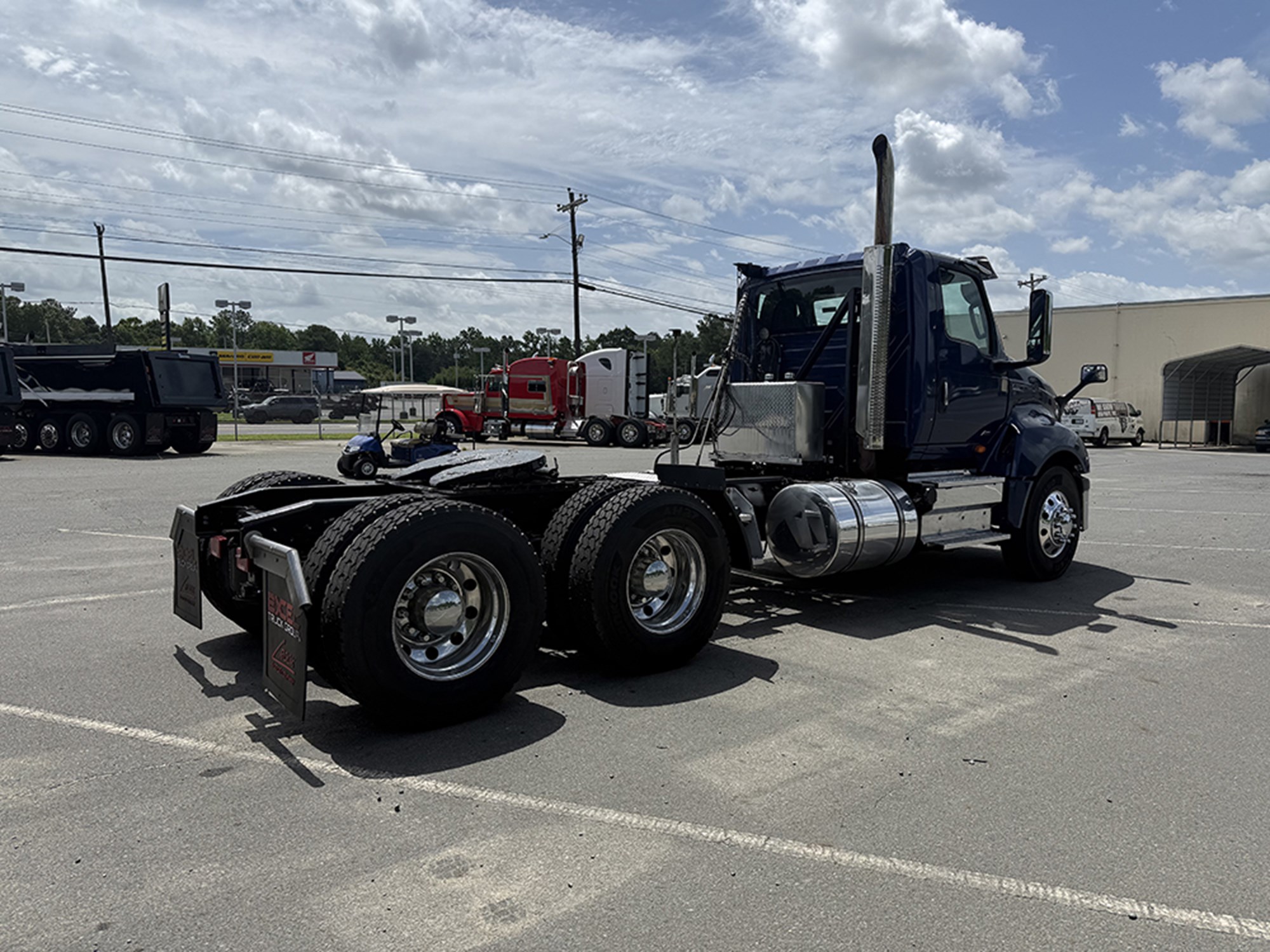 2023 International LT62F 2023 International LT62F - image 4 of 6
