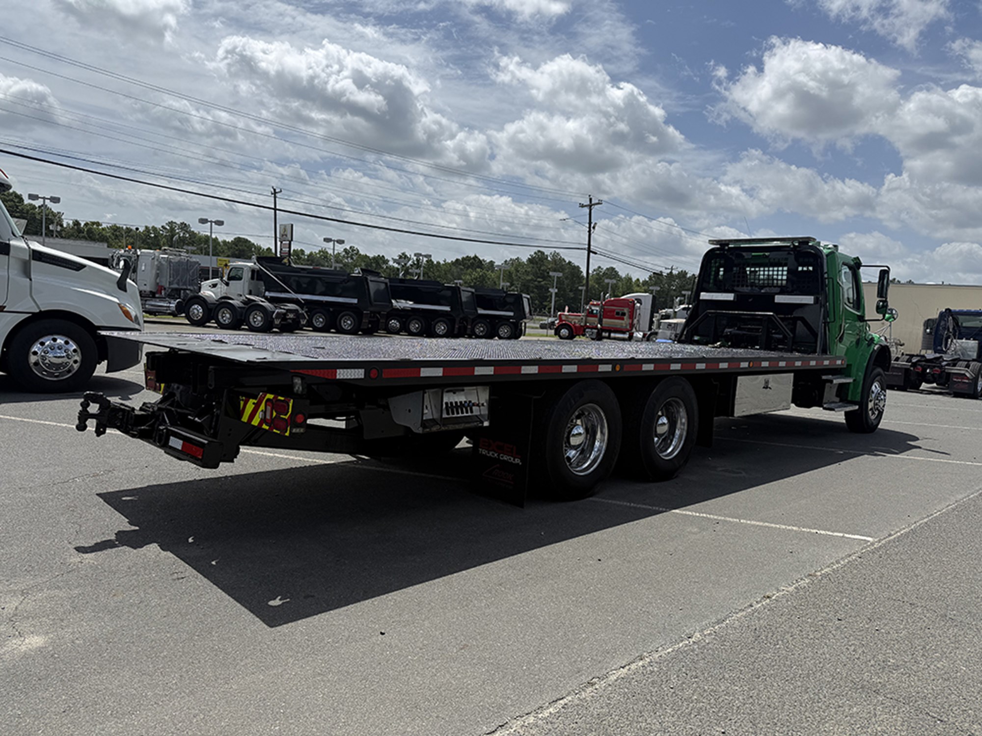 2019 Freightliner M2 2019 Freightliner M2 - image 4 of 6