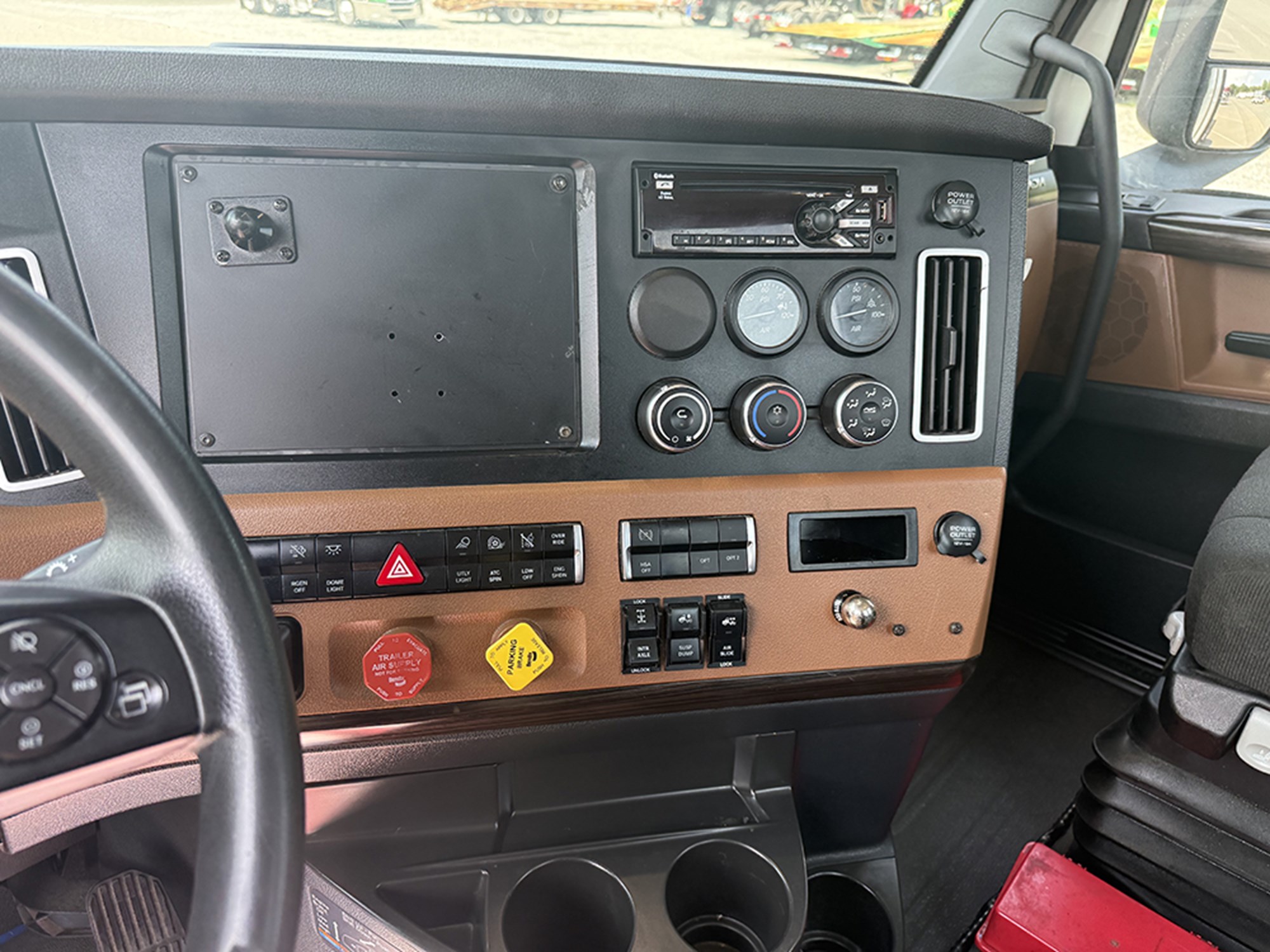 2020 Freightliner Cascadia 126 1785341130665 2020 Freightliner Cascadia 126 1785341130665
