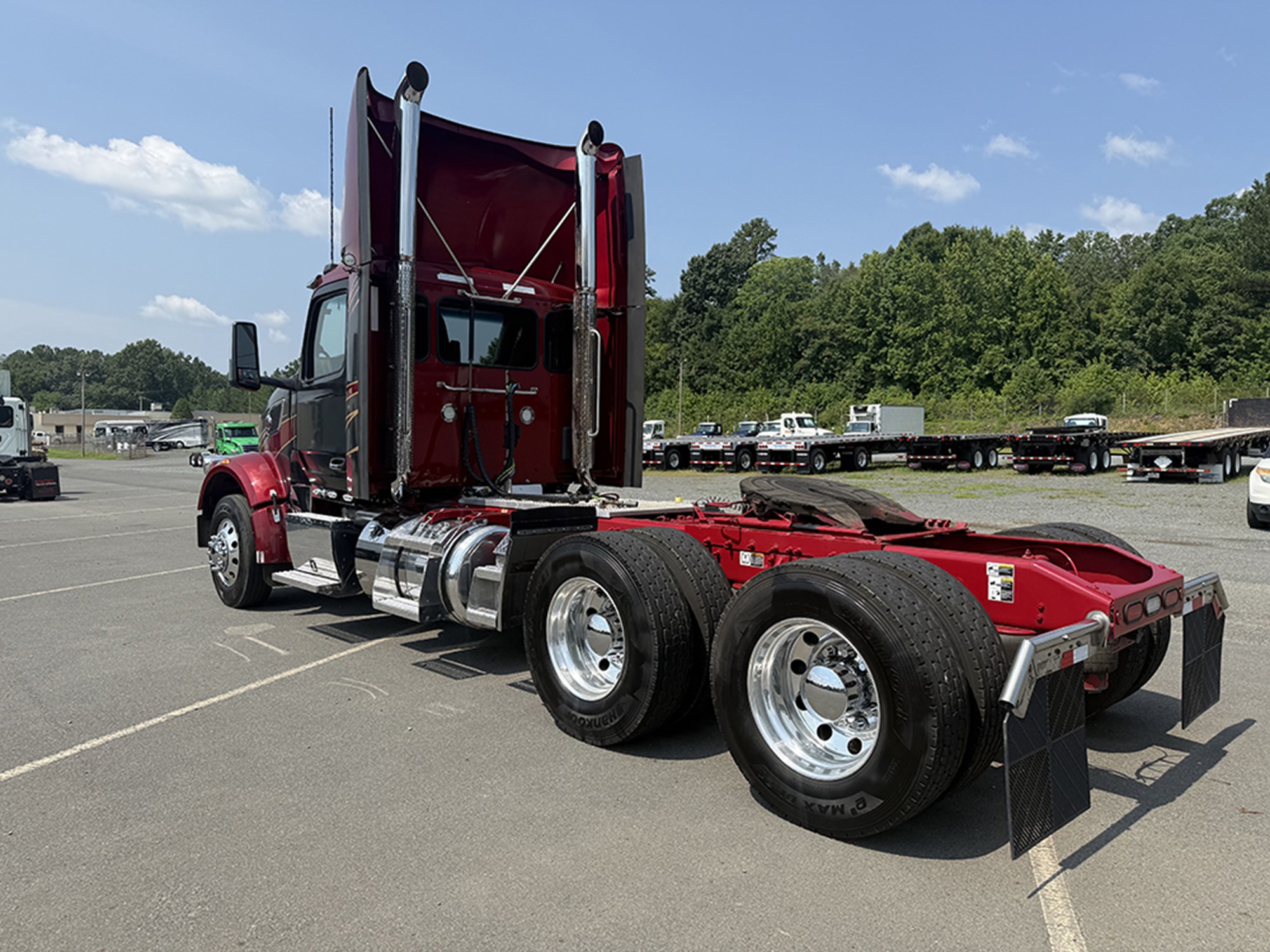 2023 Peterbilt 567 2023 Peterbilt 567 - image 6 of 6