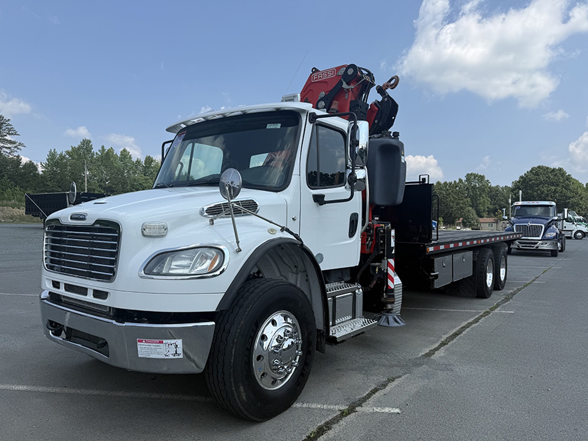 2018 Freightliner M2 - image 1 of 6
