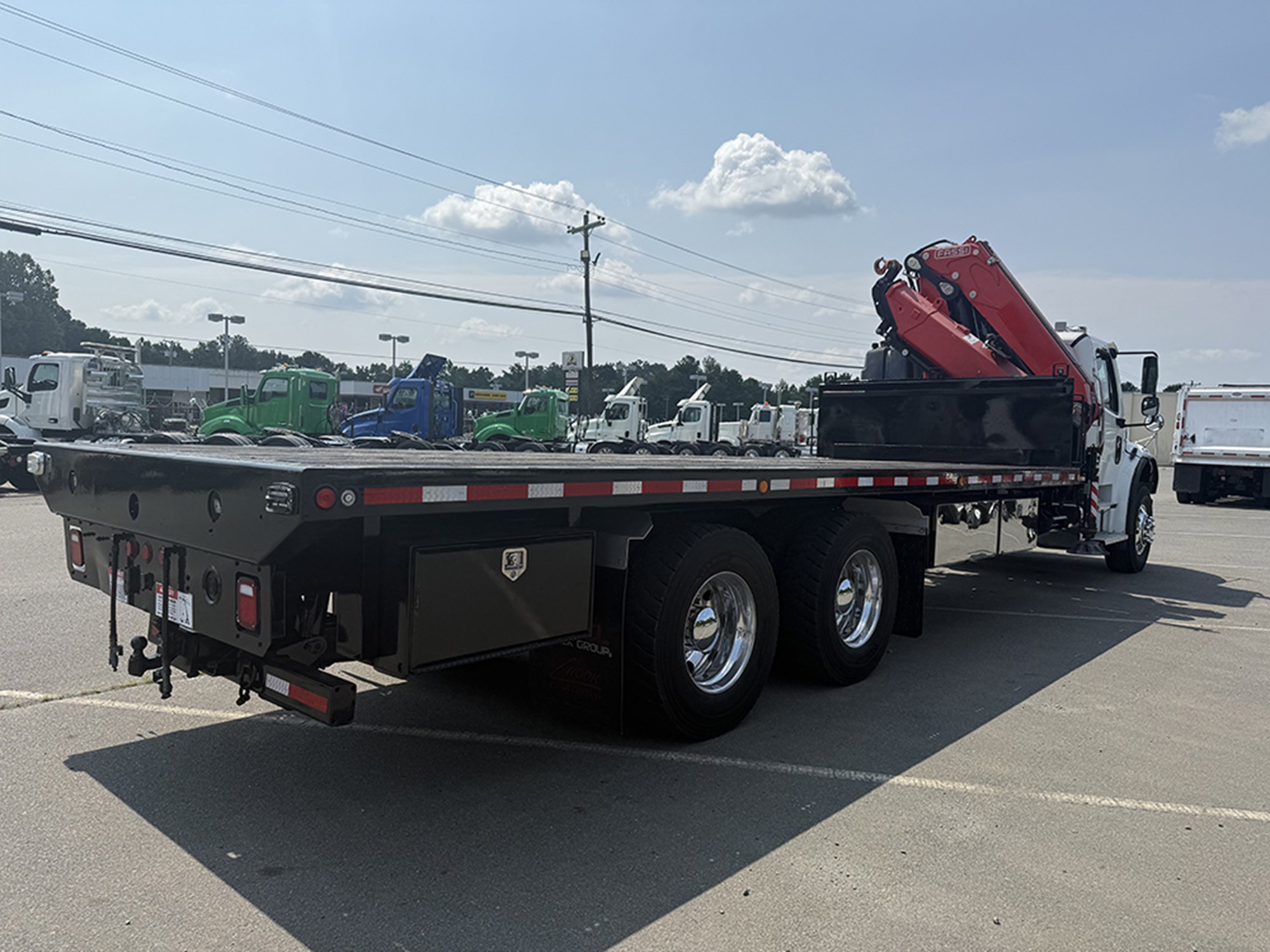 2018 Freightliner M2 2018 Freightliner M2 - image 4 of 6