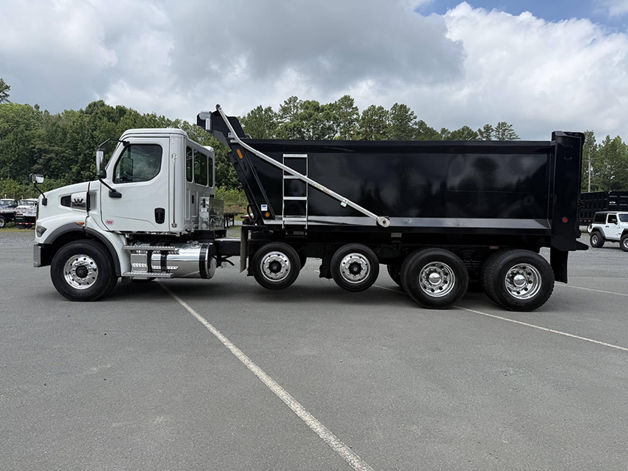 2025 Western Star 47X 1785782641868 2025 Western Star 47X 1785782641868