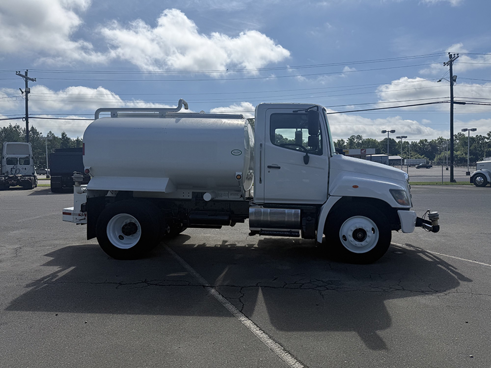 2019 Hino 338 2019 Hino 338 - image 3 of 6