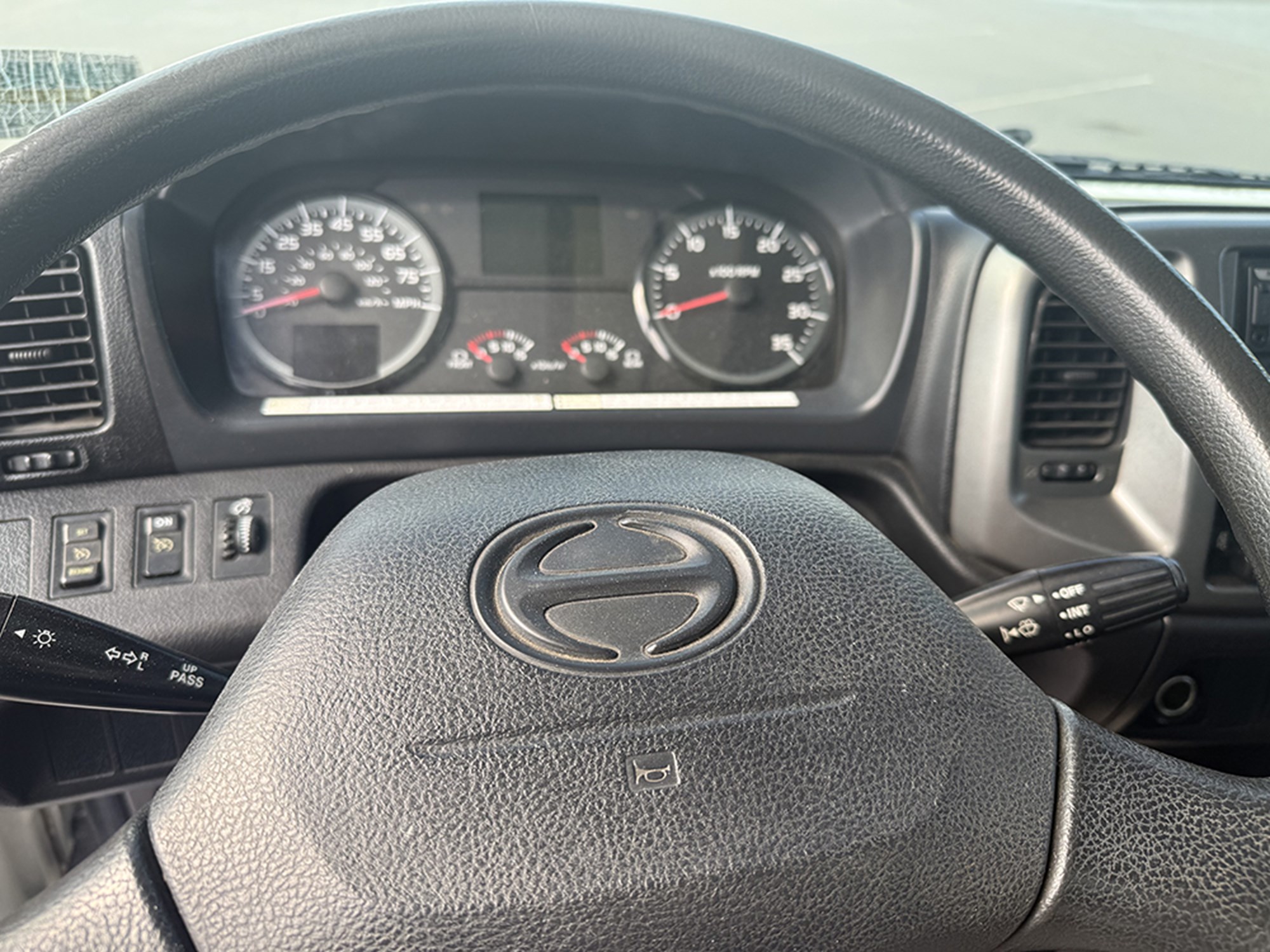 2019 Hino 338 1786114567299 2019 Hino 338 1786114567299