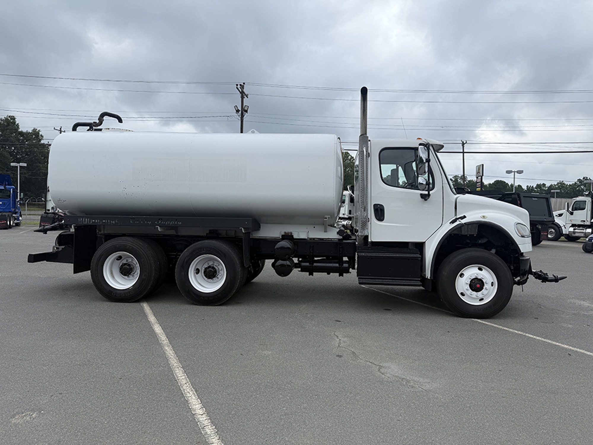2017 Freightliner M2 1787842081581 2017 Freightliner M2 1787842081581