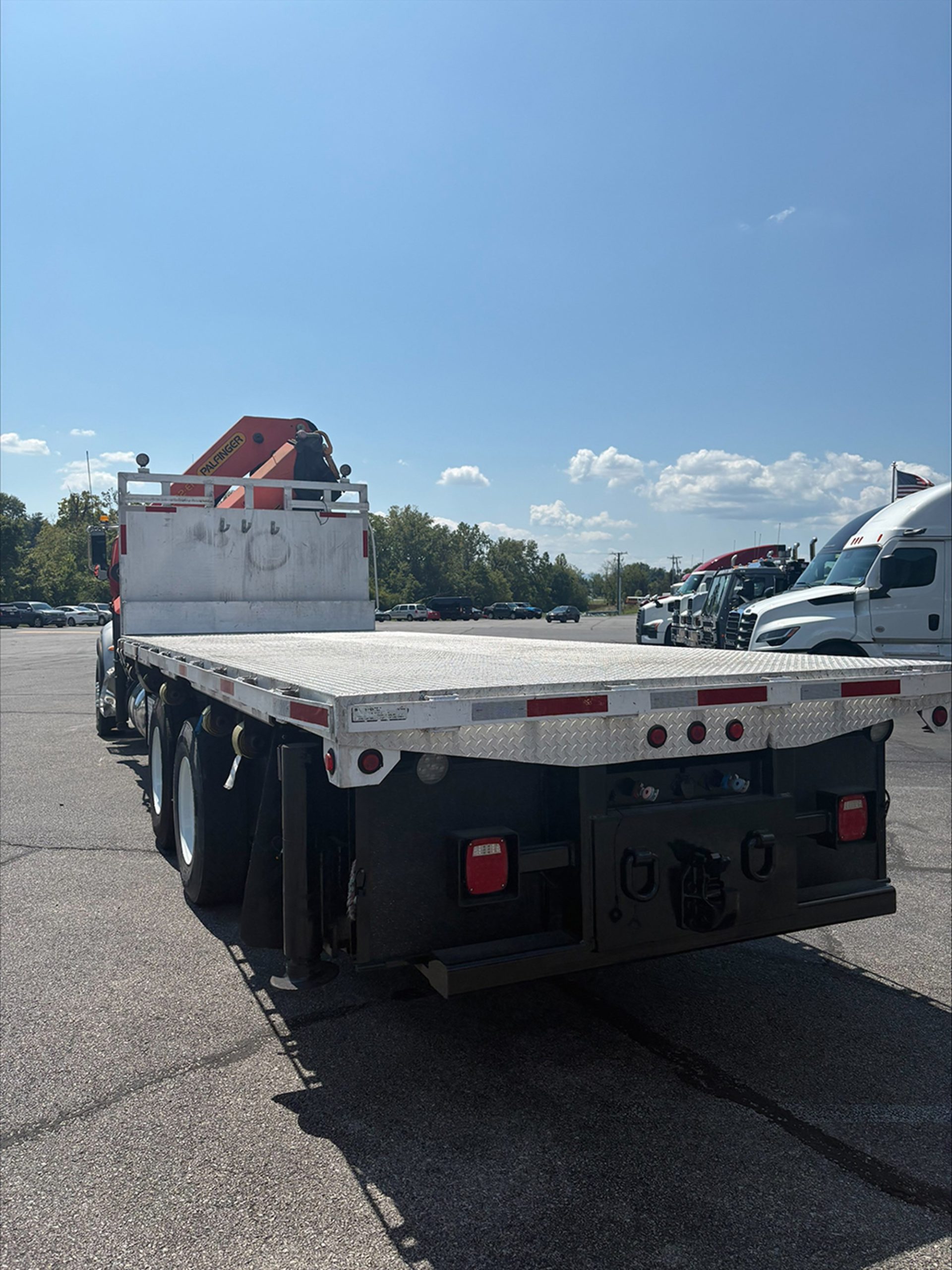 2016 Peterbilt in Roanoke, VA — photo 4