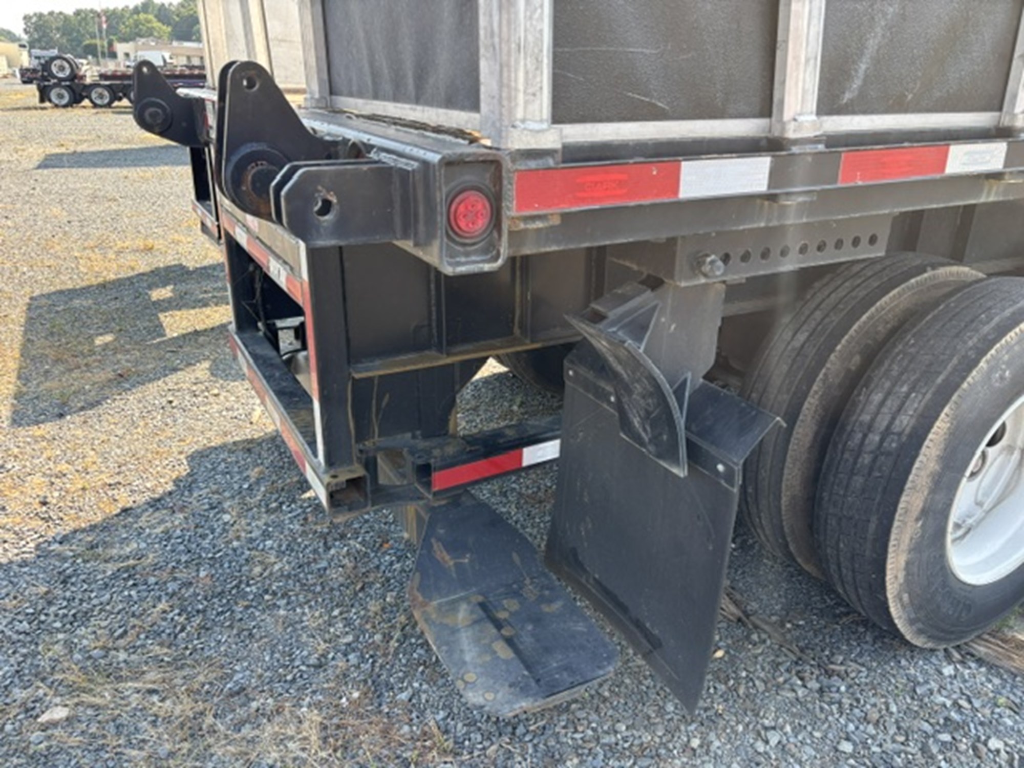 2022 Clark Flatbed 2022 Clark Flatbed - image 4 of 6