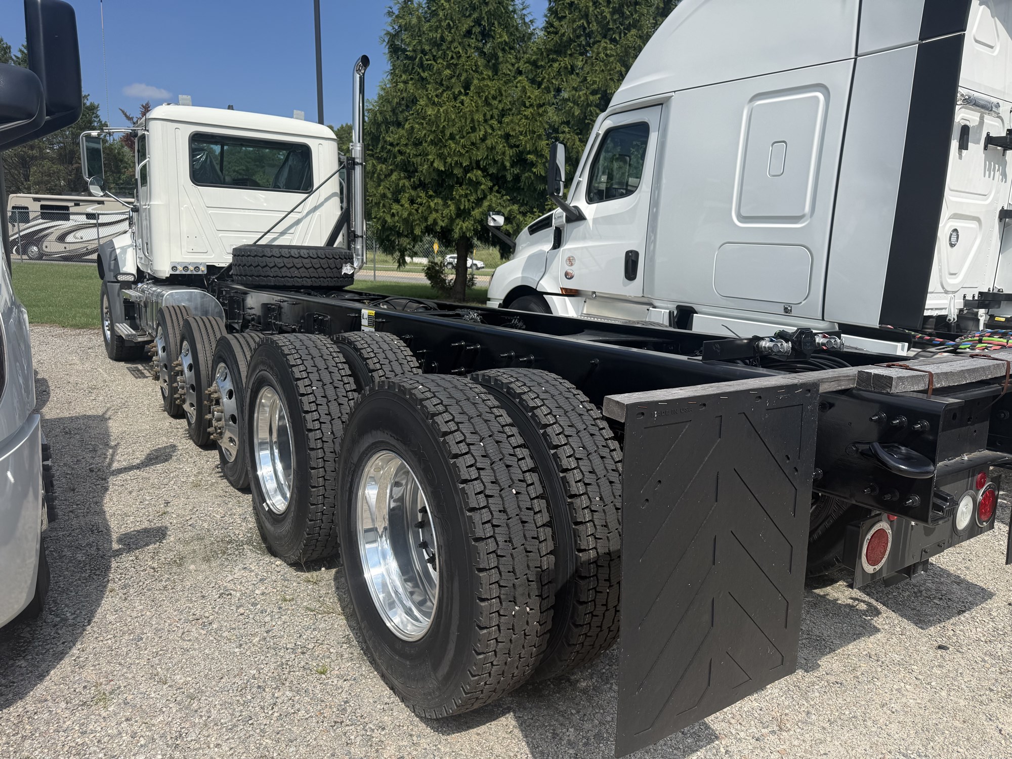 2026 Mack Granite 64FR 1789414470865 2026 Mack Granite 64FR 1789414470865