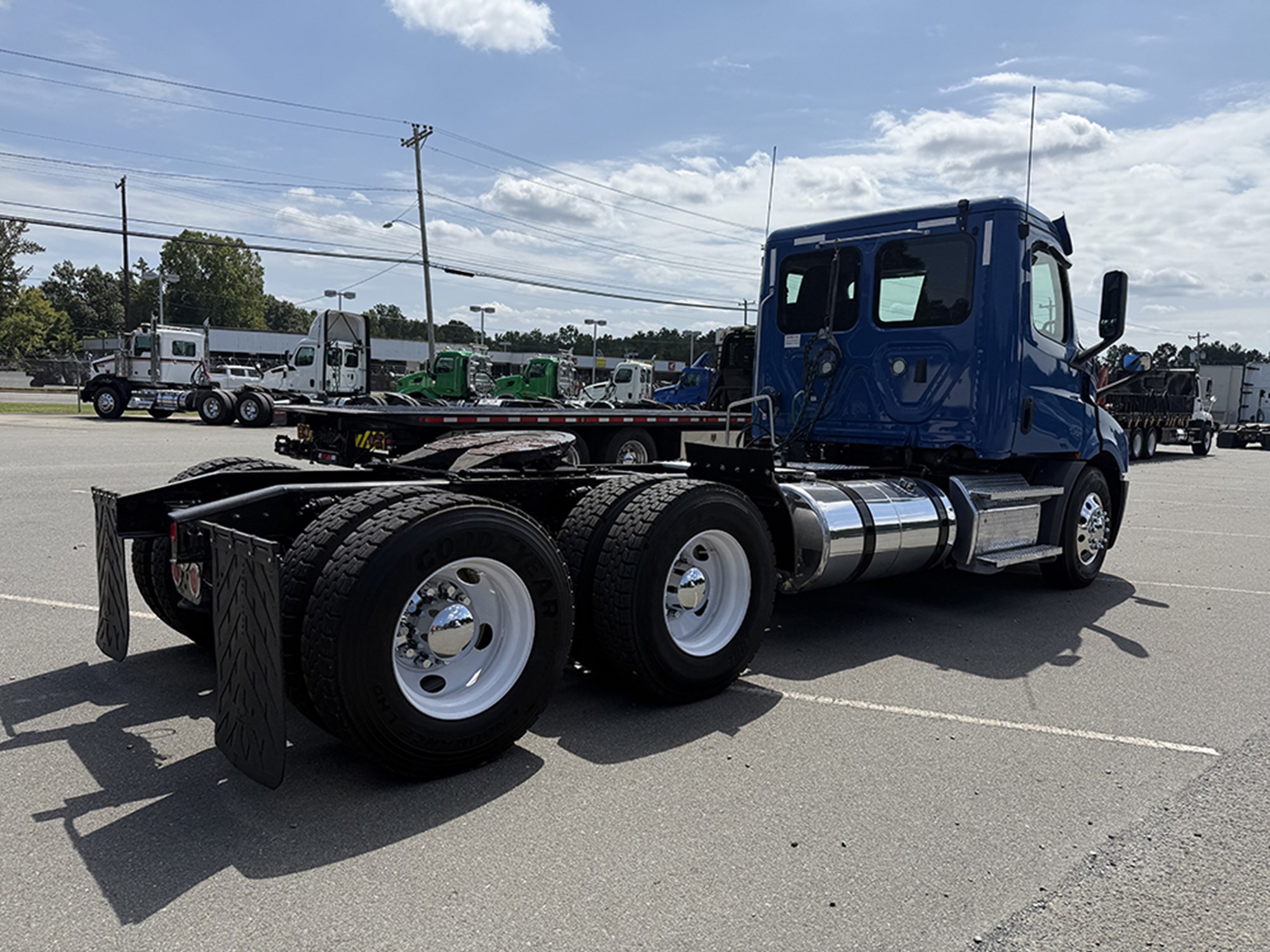 2020 Freightliner Cascadia 116 1789496340745 2020 Freightliner Cascadia 116 1789496340745