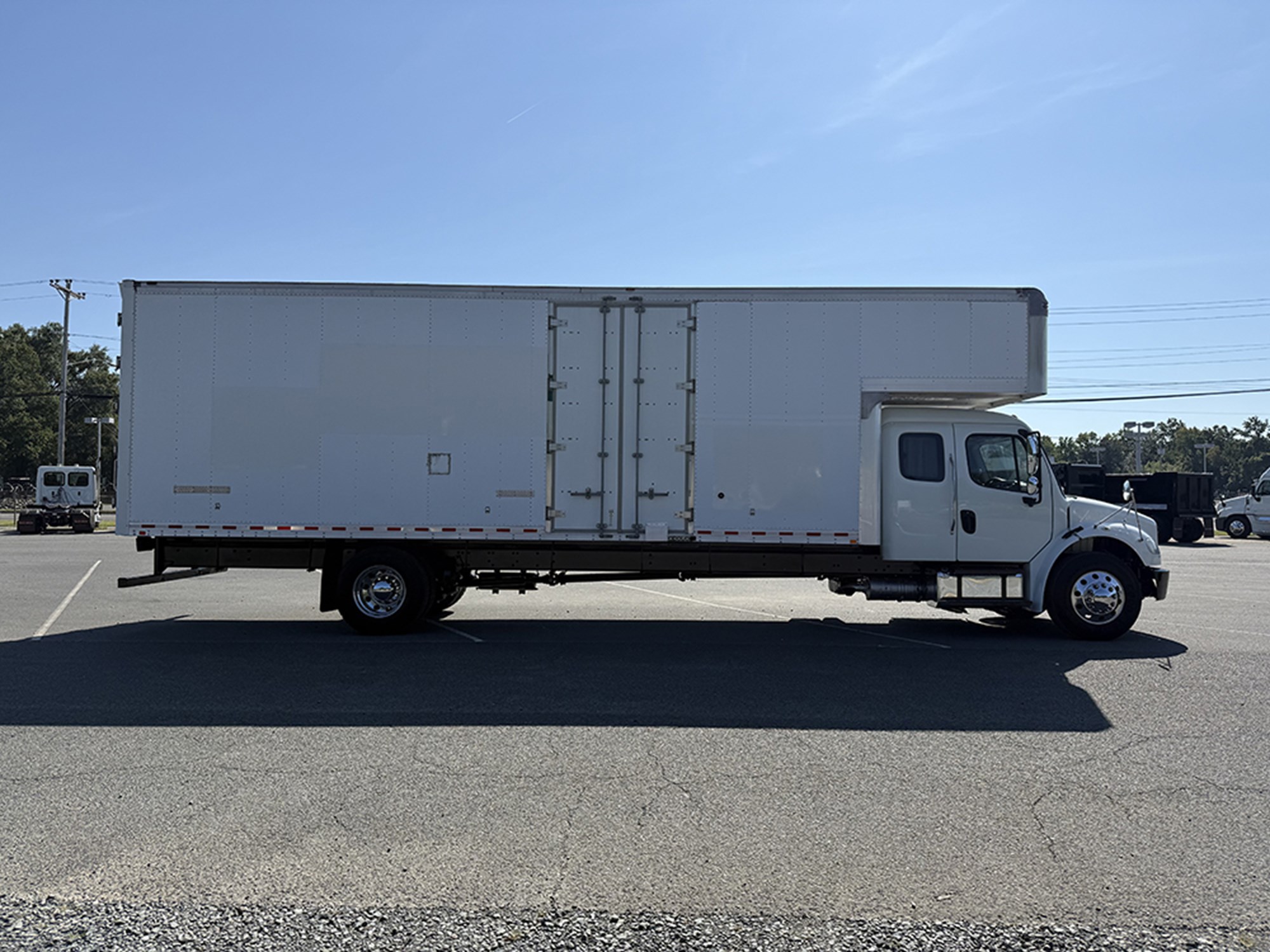 2018 Freightliner M2 1789659380949 2018 Freightliner M2 1789659380949