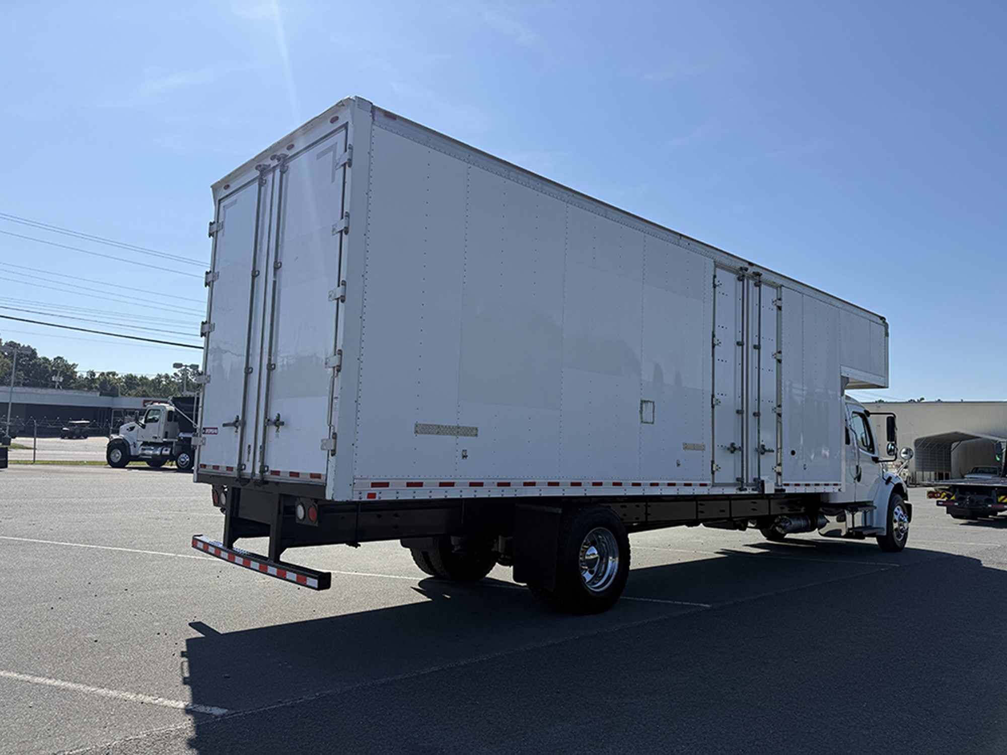 2018 Freightliner M2 1789659381184 2018 Freightliner M2 1789659381184
